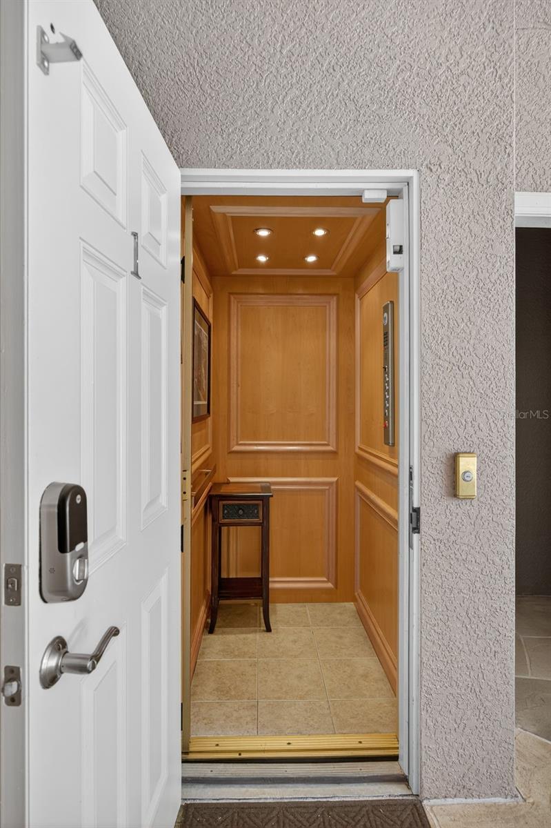 Private Elevator