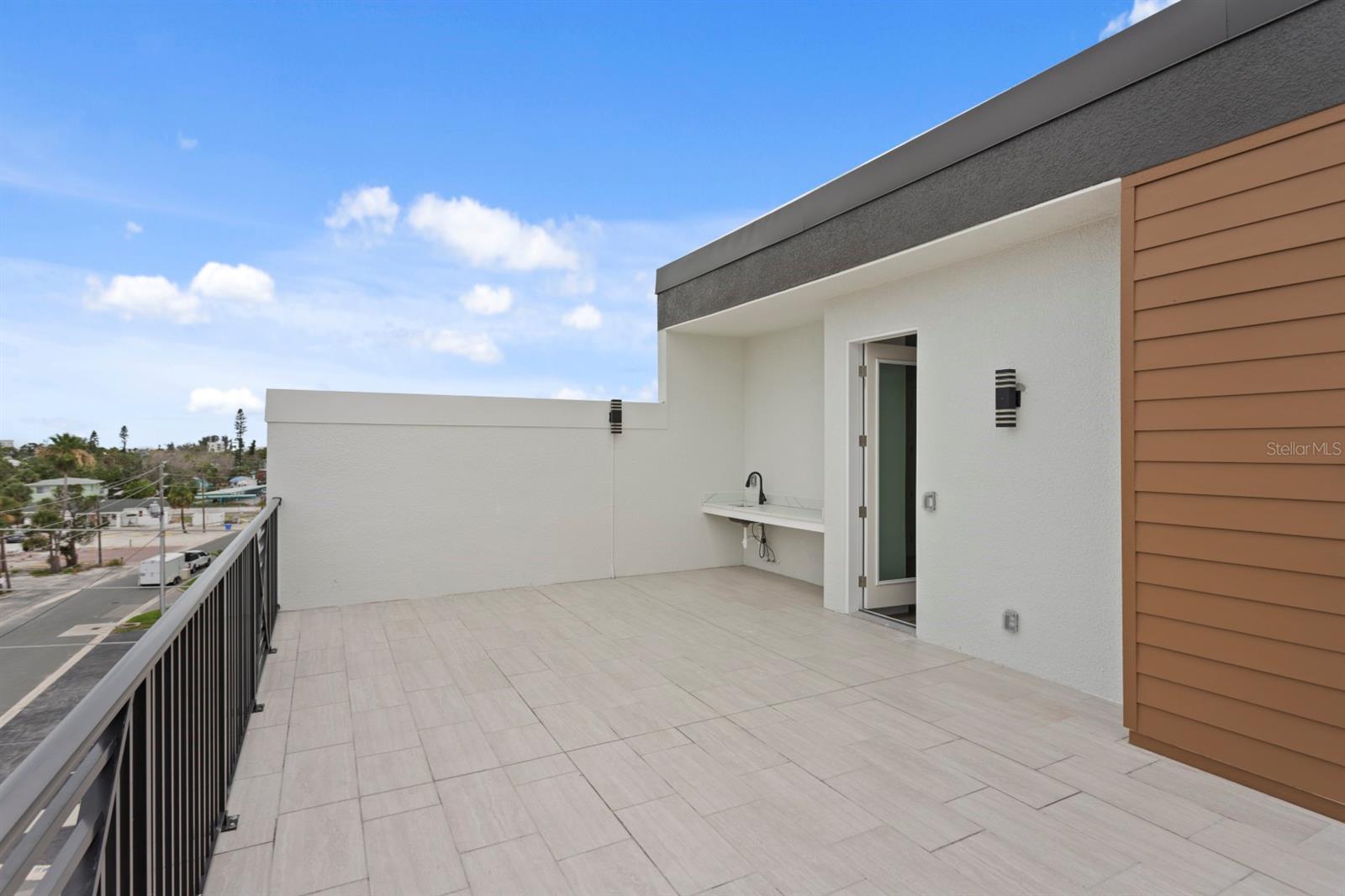 Private Rooftop