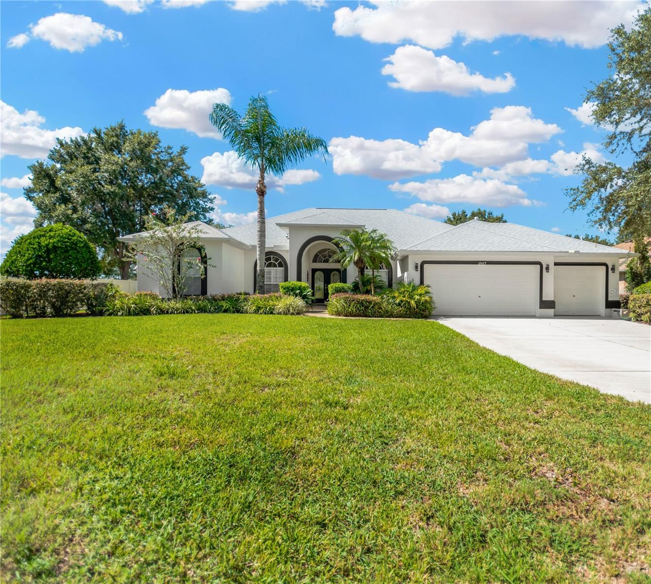 Welcome to beautiful gated Creekside subdivision, this 4 bedroom, 3 bath + office is waiting for it's new owner.
