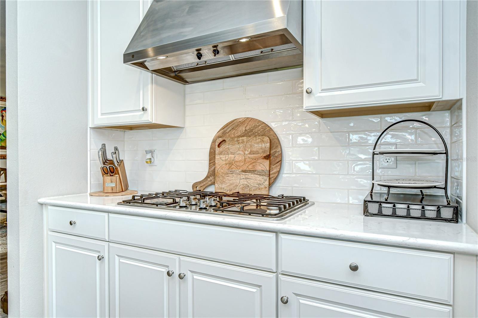 Stainless appliances including gas range!