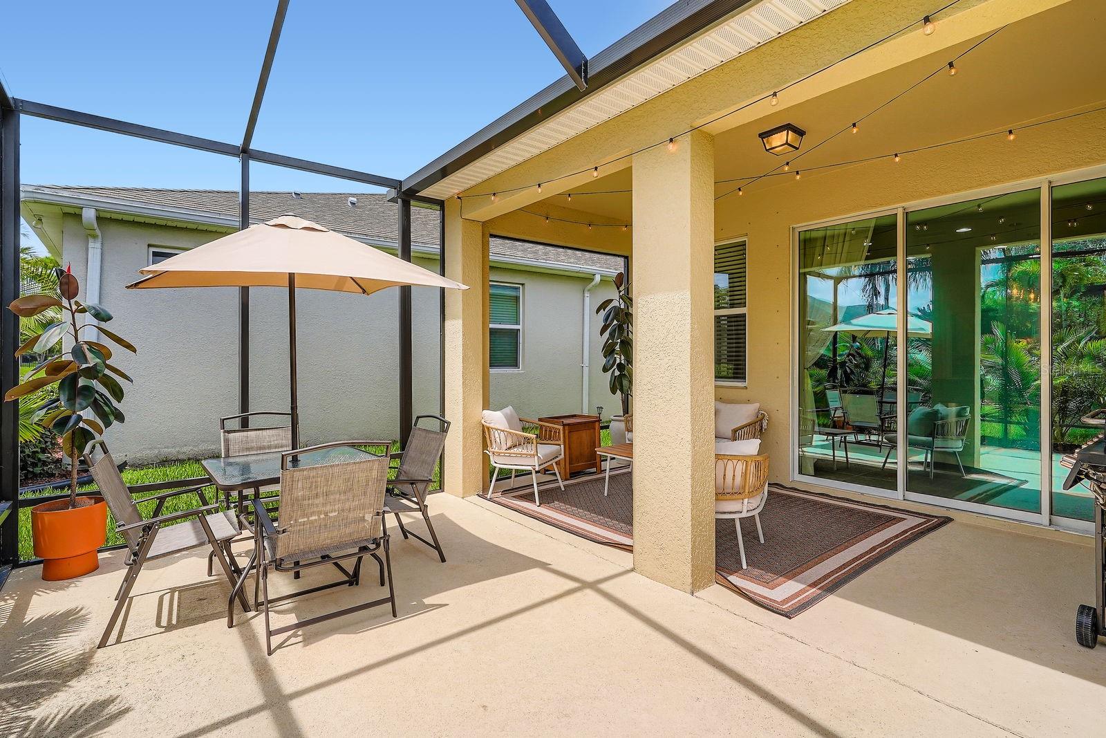 6307 Shadowlake Dr - Screened Patio/Lanai