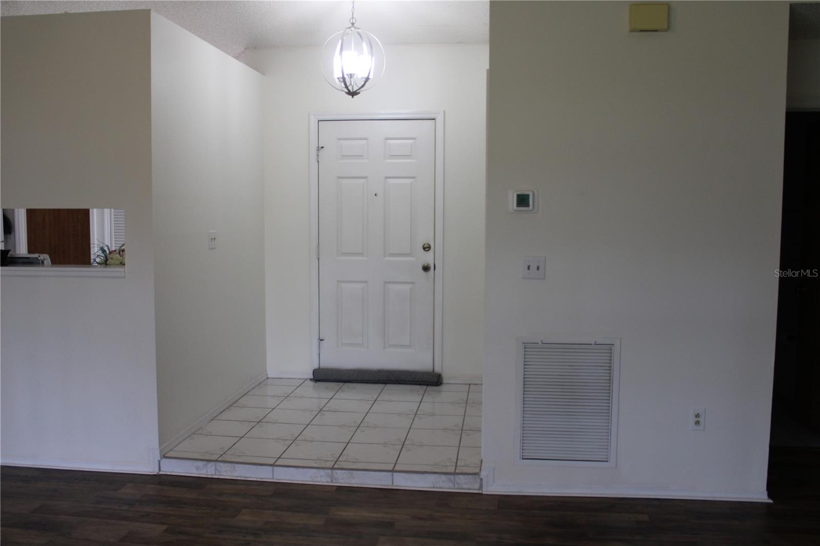 FOYER