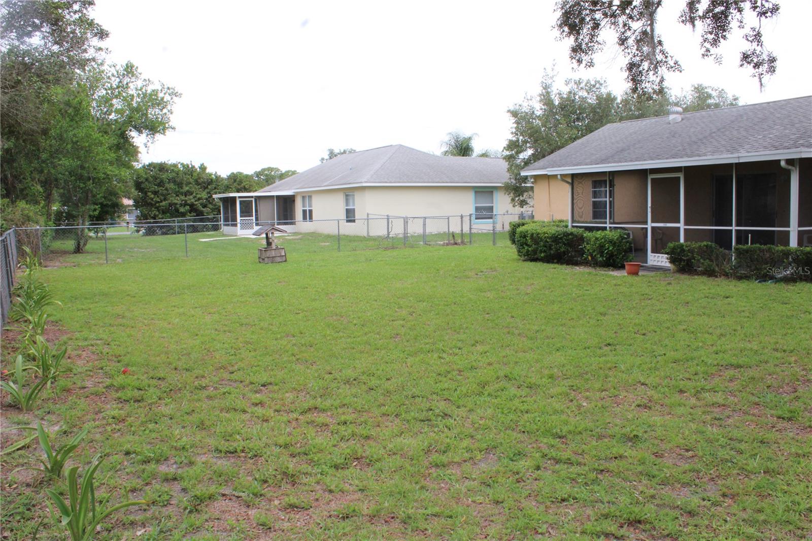 LARGE FENCED BACK YARD