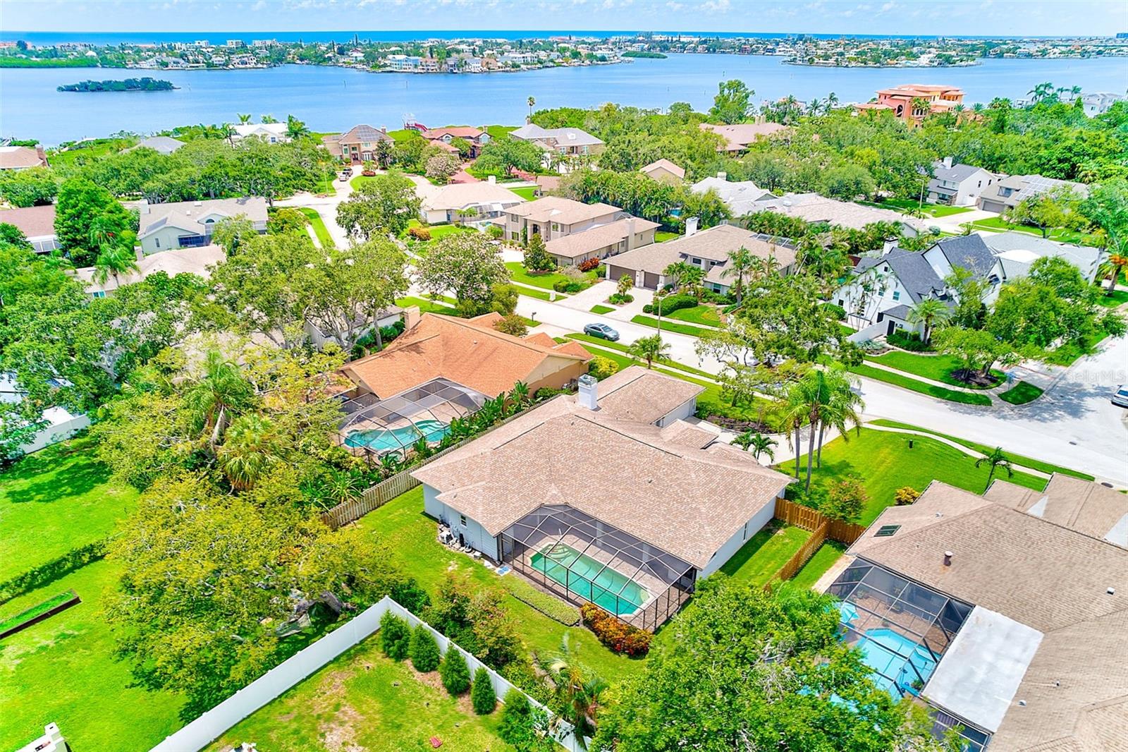 Kensington Oaks - Waterfront community