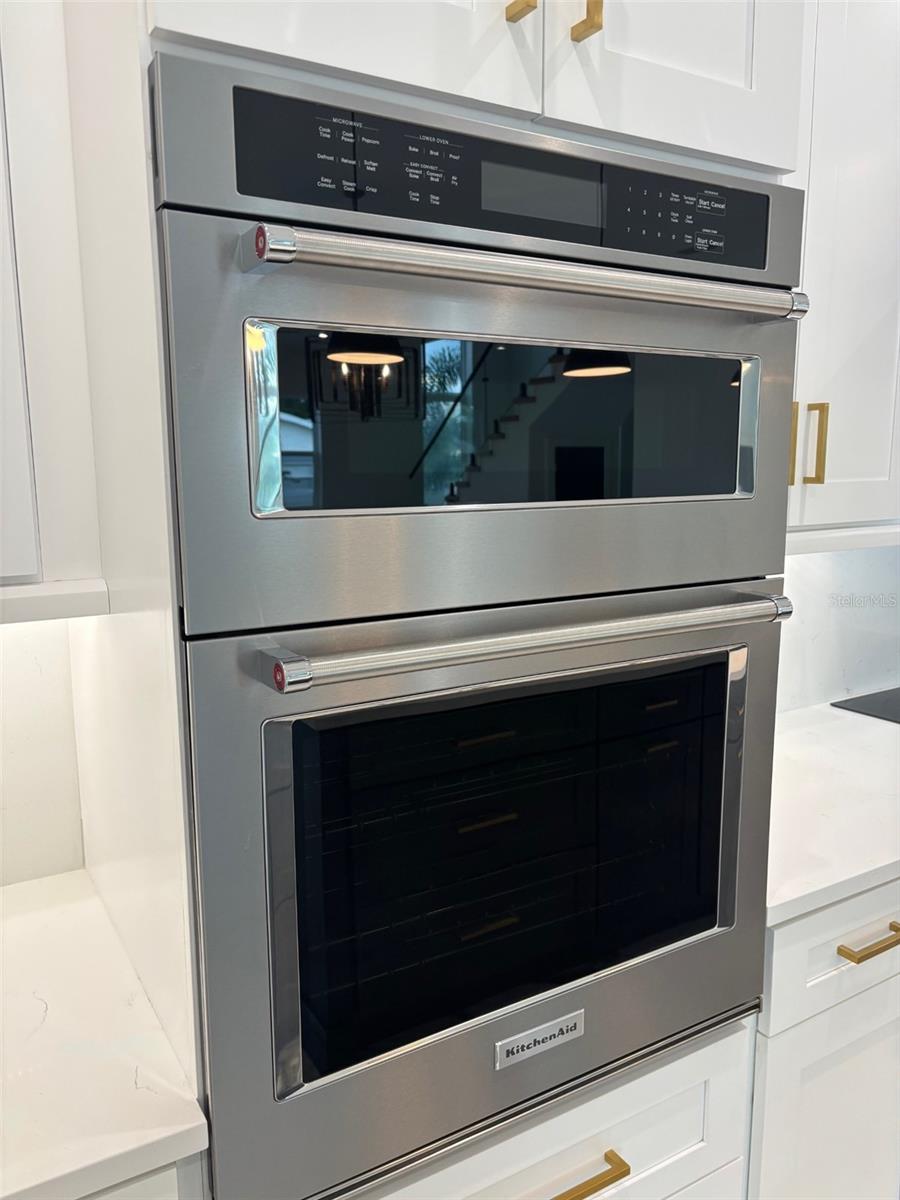 Oven/Microwave
