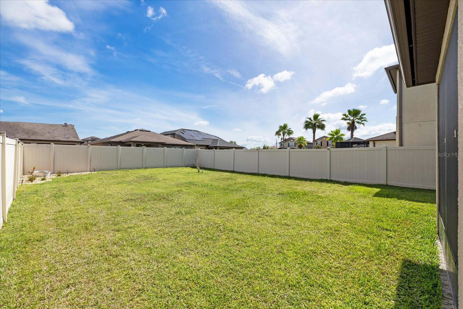 Back Yard Maintenance covered by HOA