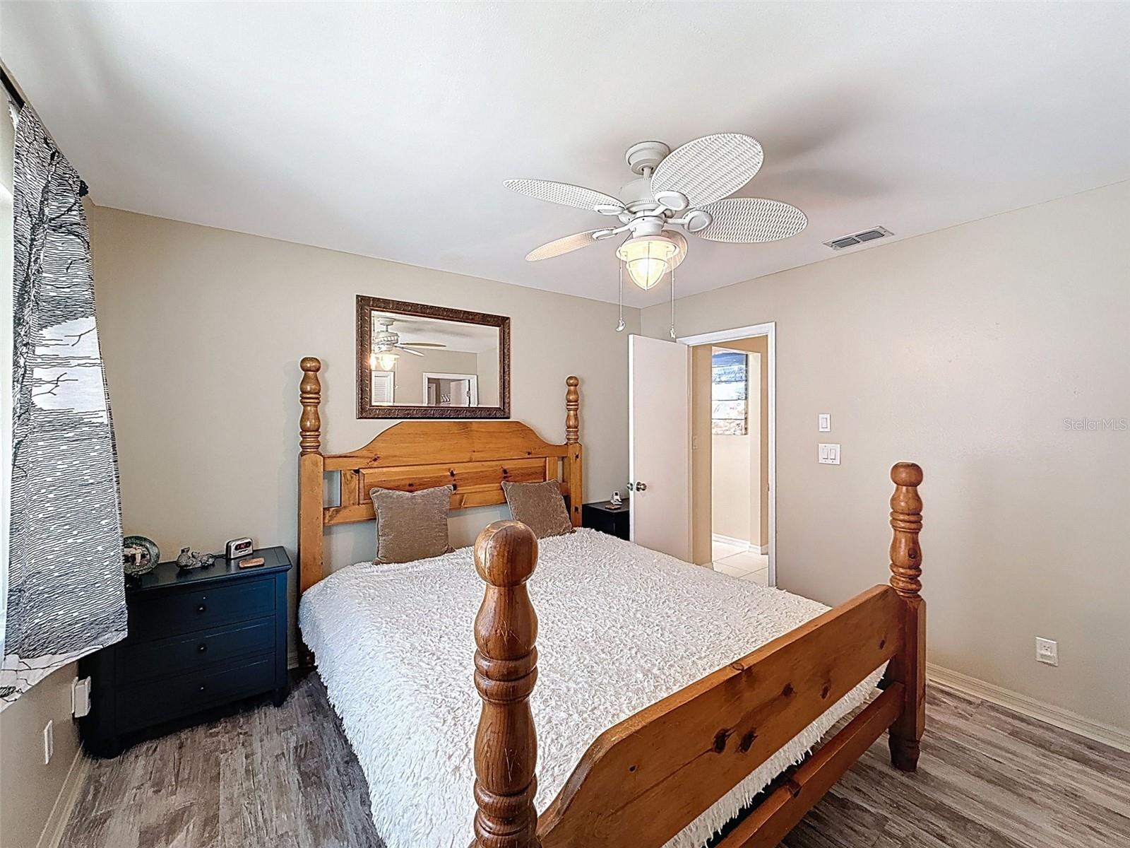 SECOND bedroom with en-suite bathroom