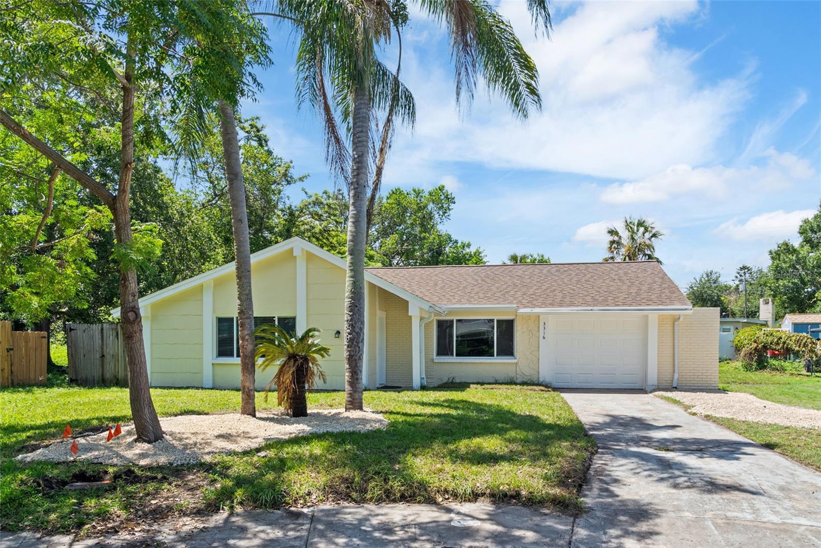 3316 Overland Dr, Holiday, FL