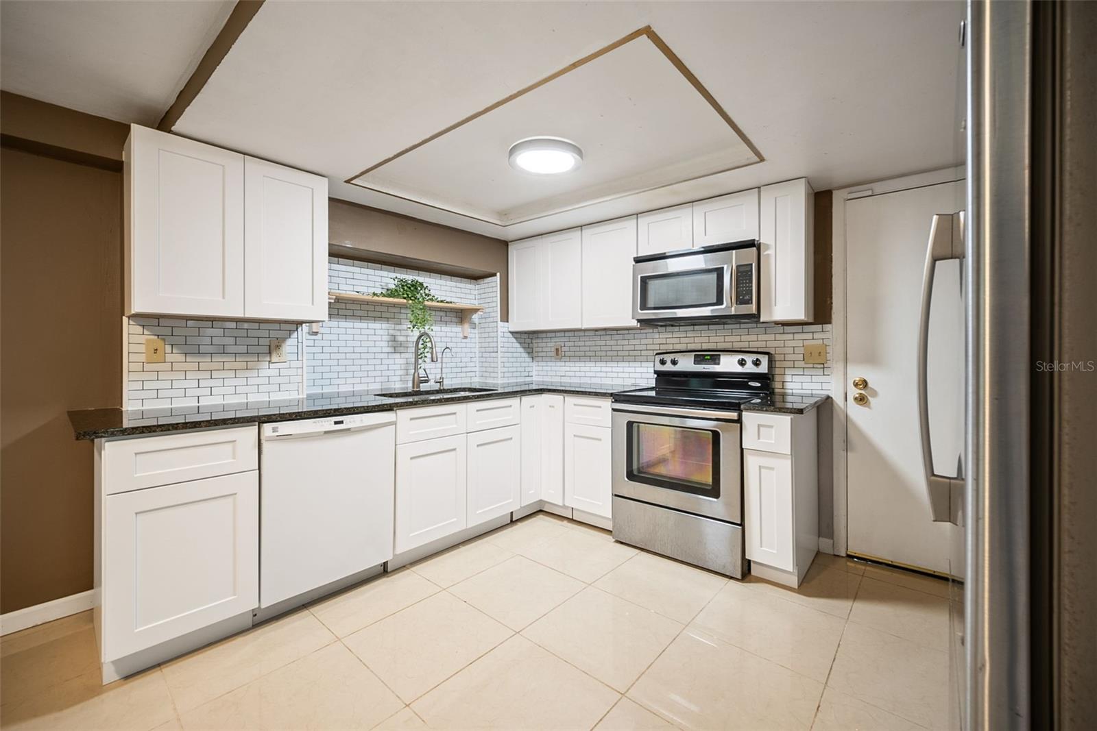 Kitchen Corner Angle