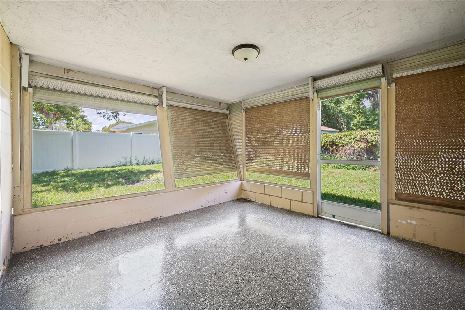 Screened-In Porch
