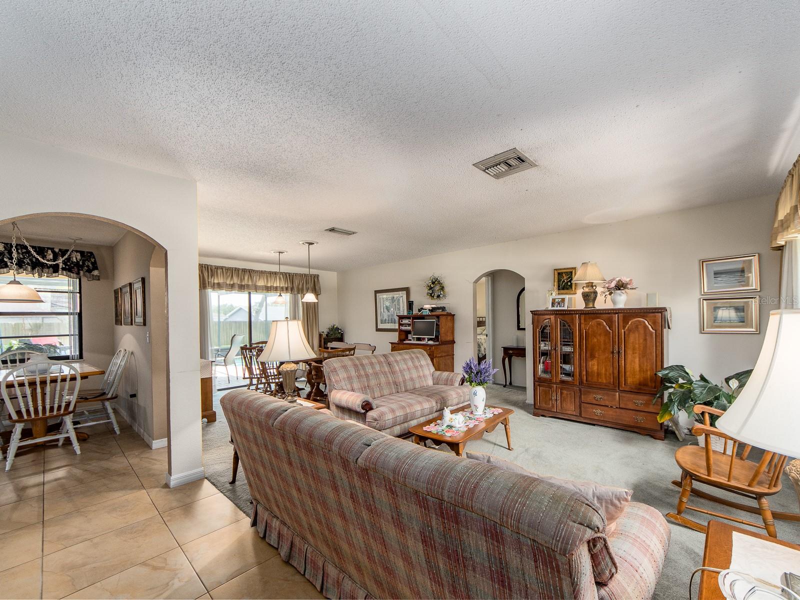 Entry way