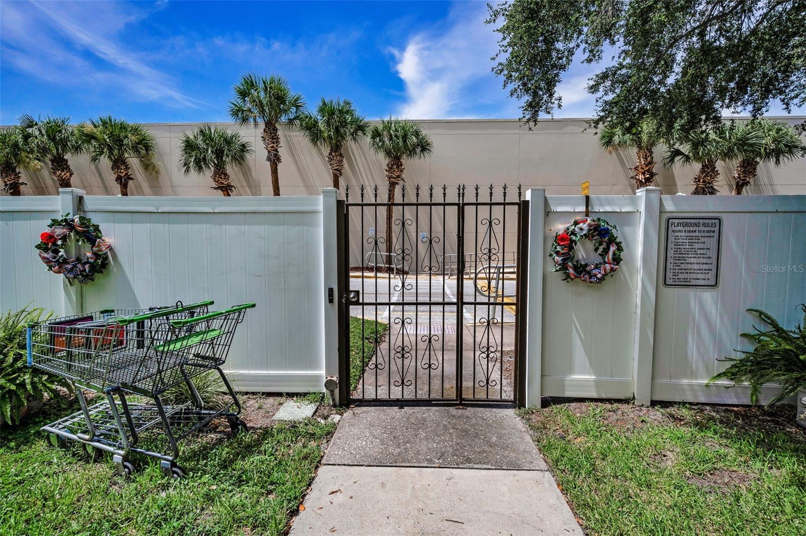 PRIVATE GATE TO PUBLIX SHOPPING CENTER.