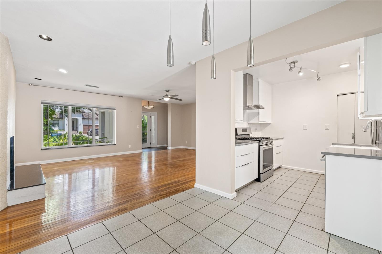 Kitchen, dining and living room.