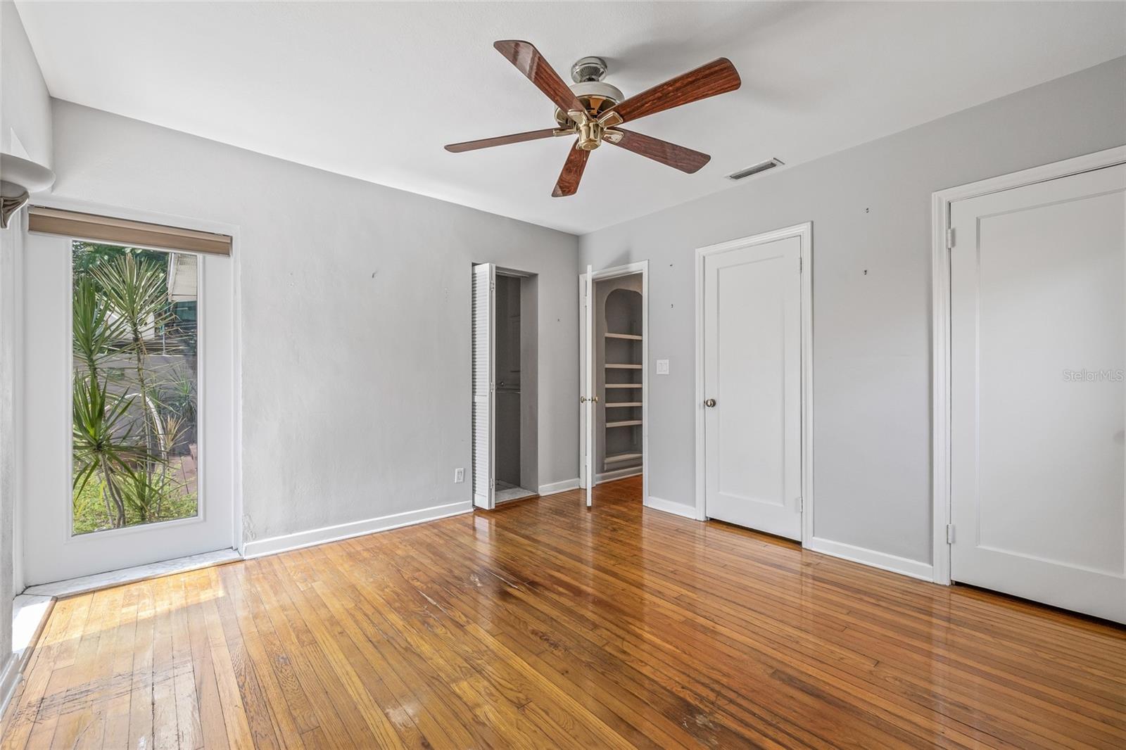 Room without staging.
