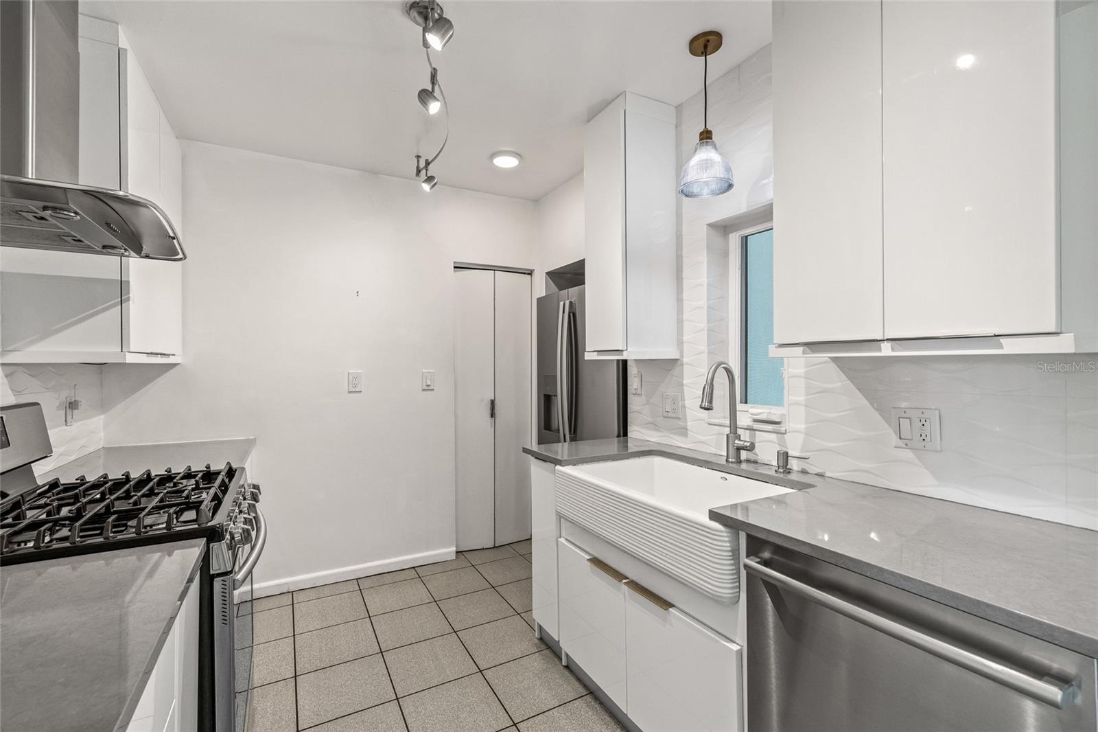 Modern and beautifully updated kitchen.