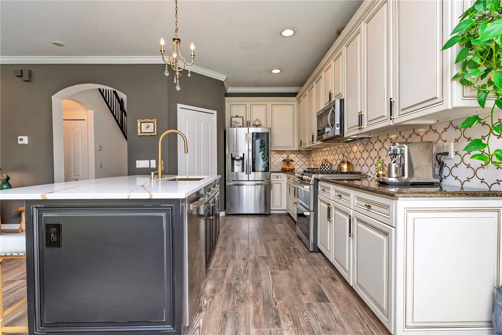 Walk-in pantry.