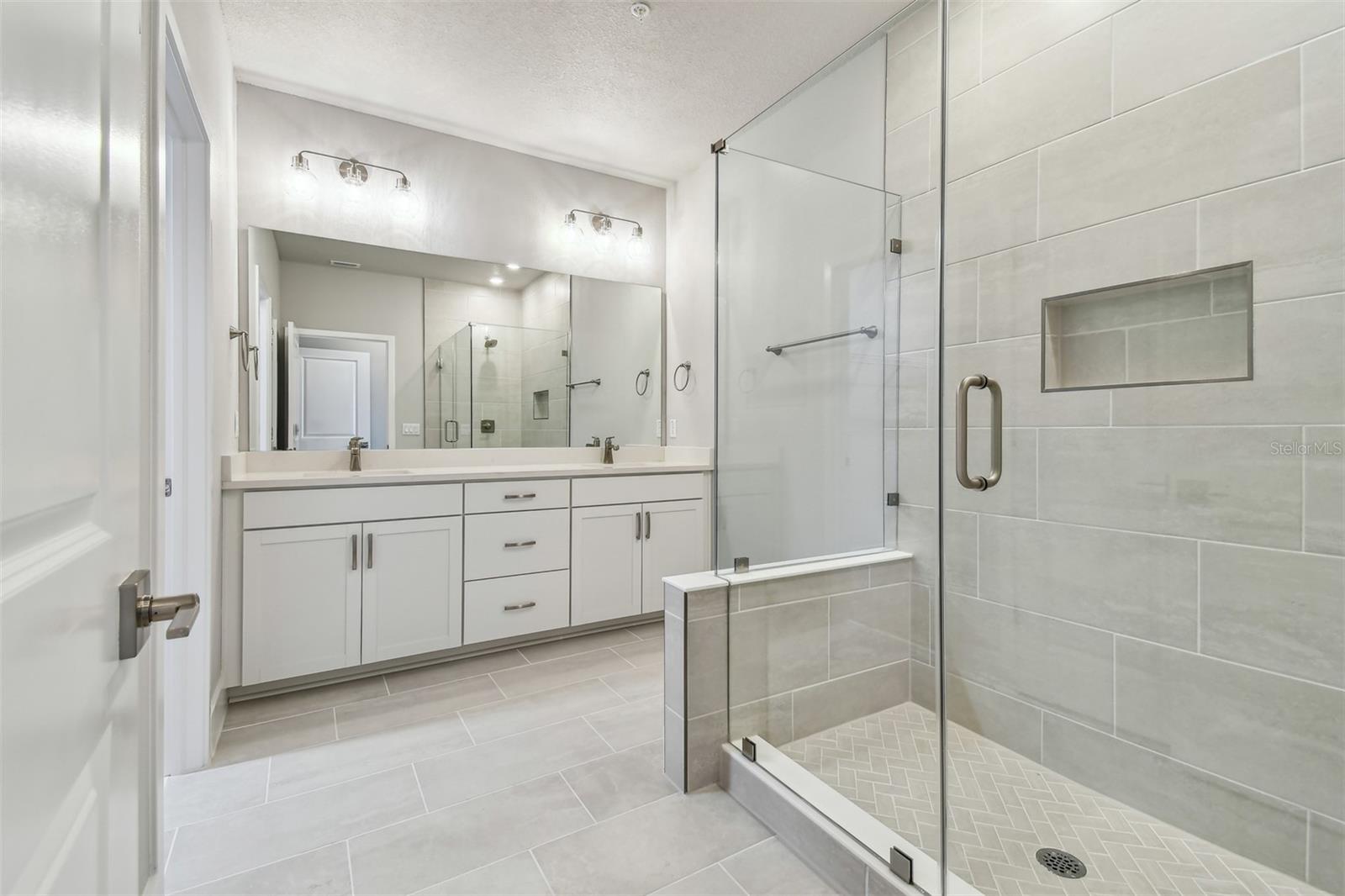 Owner's Bath