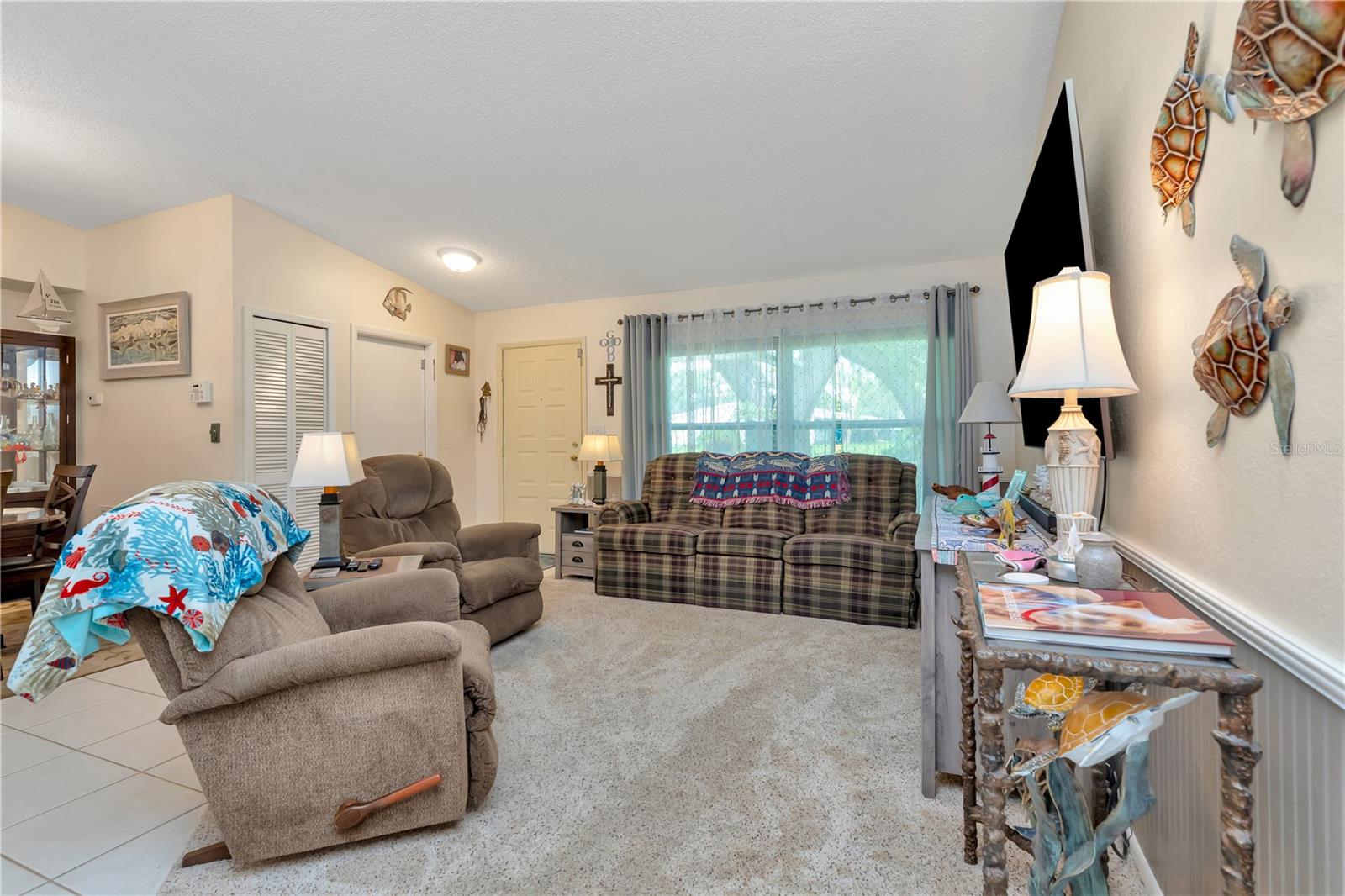 Bright Open Floorplan