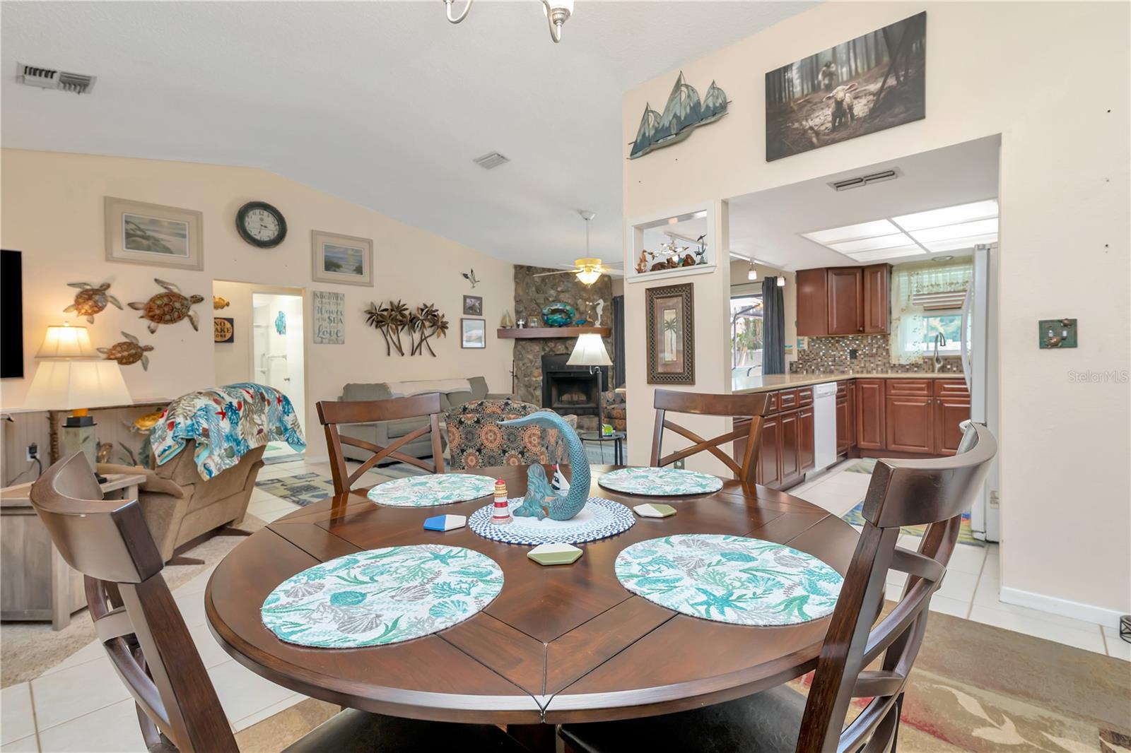 Bright Open Floorplan