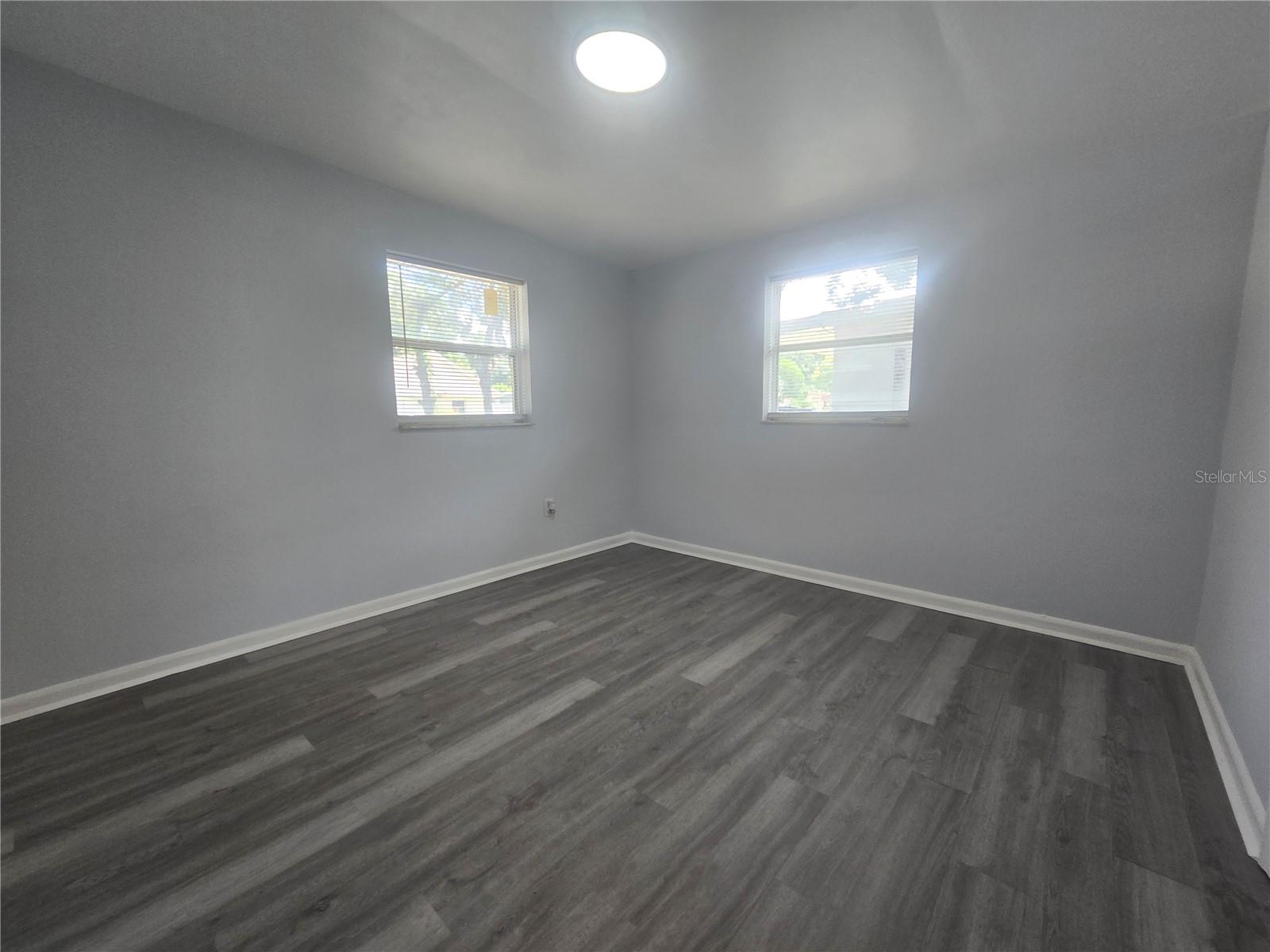 1ST BEDROOM