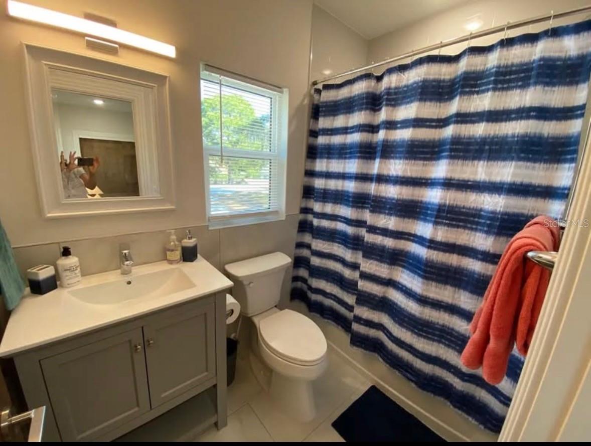 Bathroom - Apartment