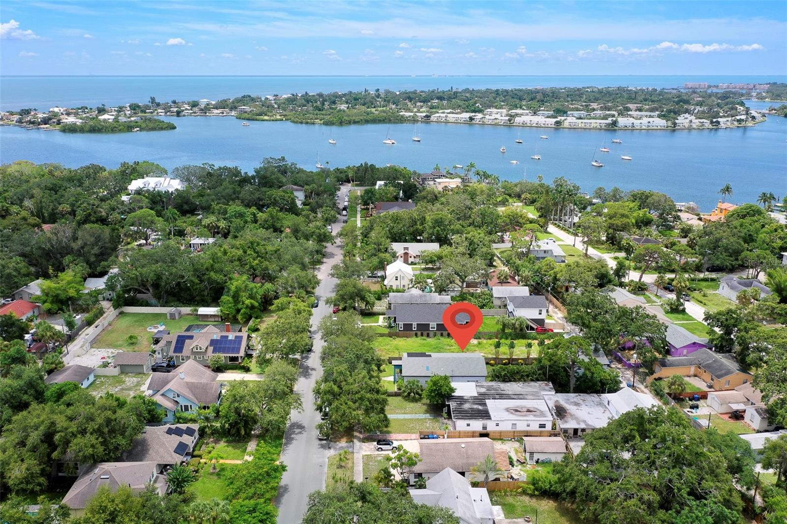 Only one block to the bay