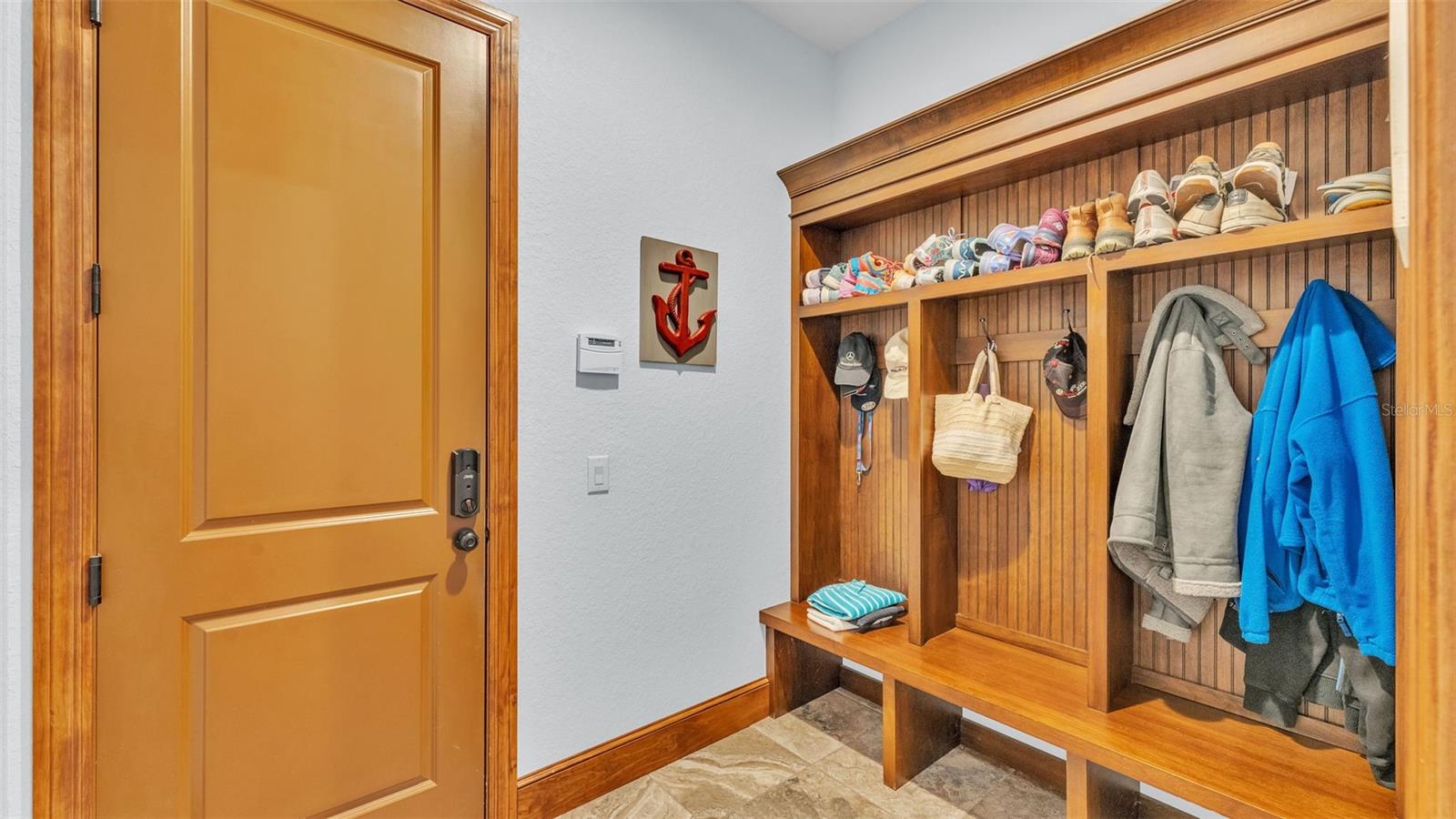 mud room