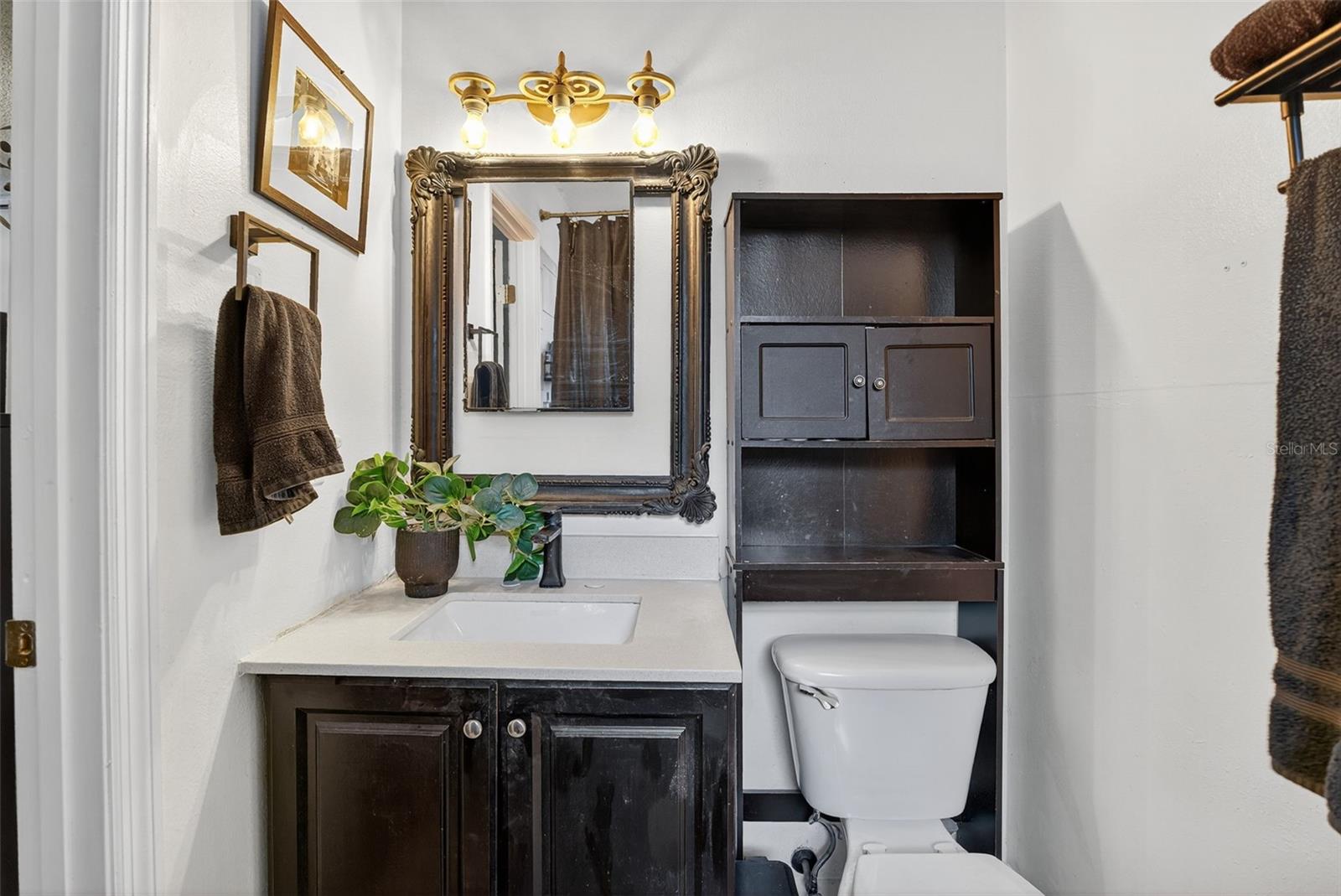 Owners suite attached bath