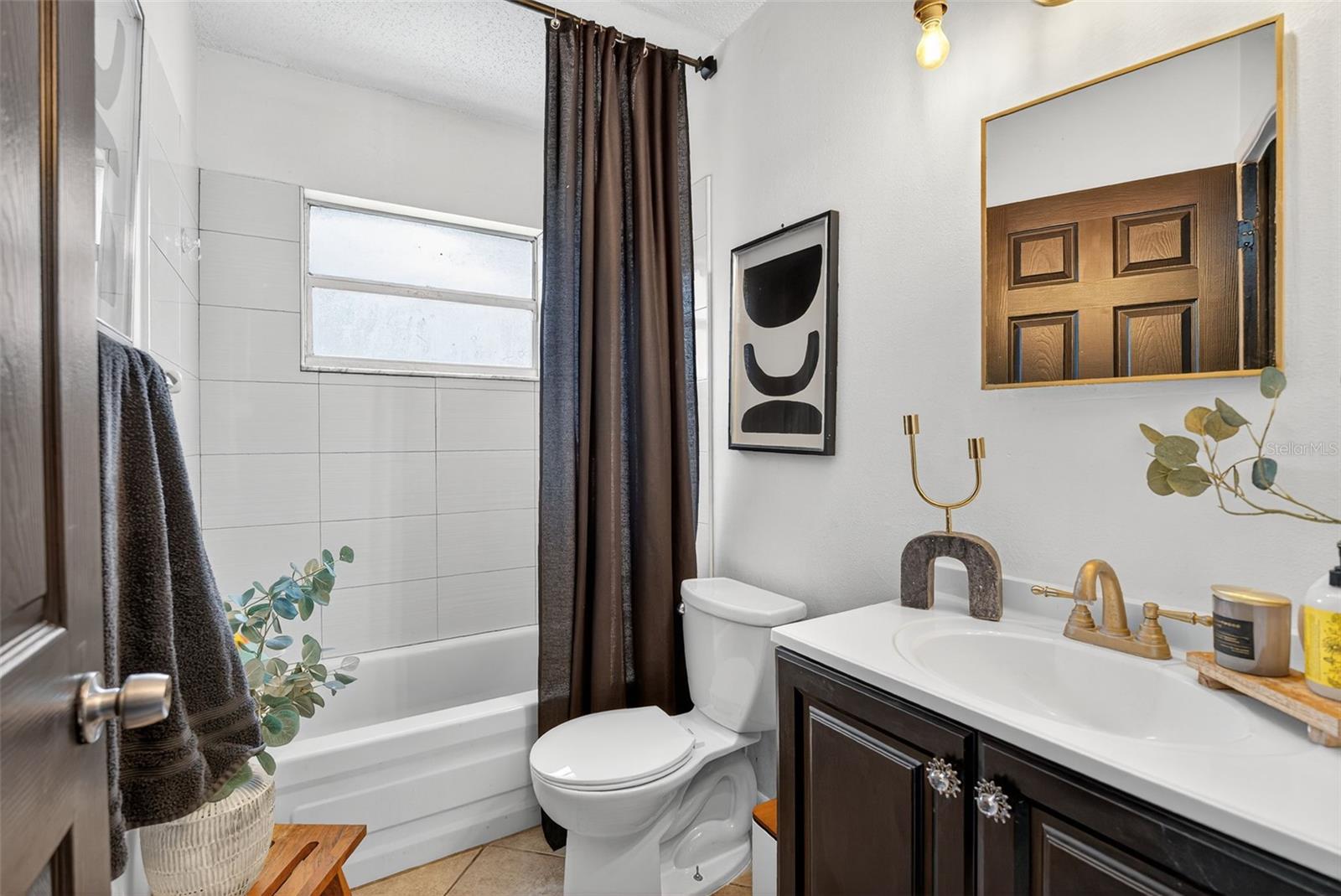 Hall bath