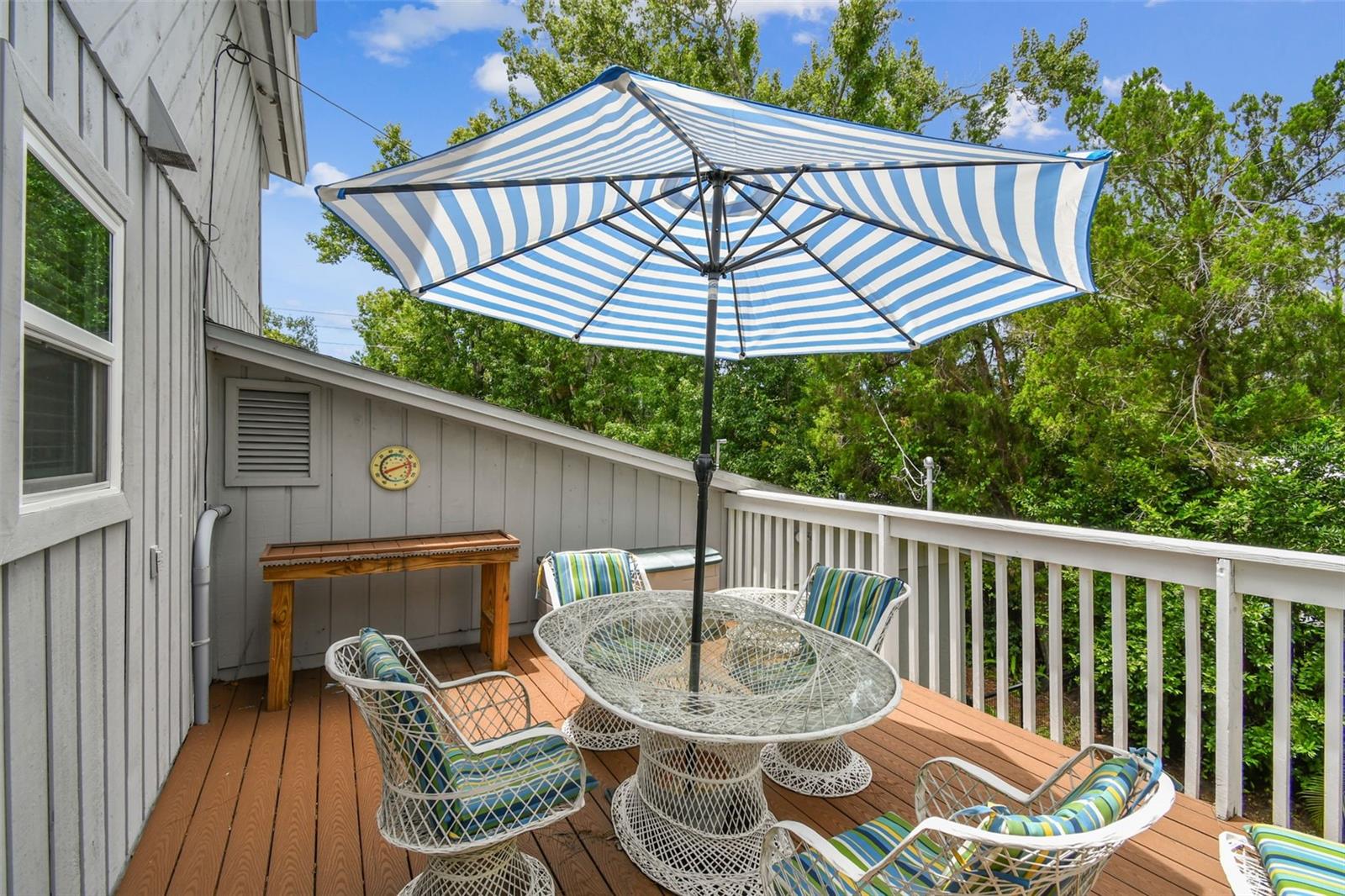 Side Deck