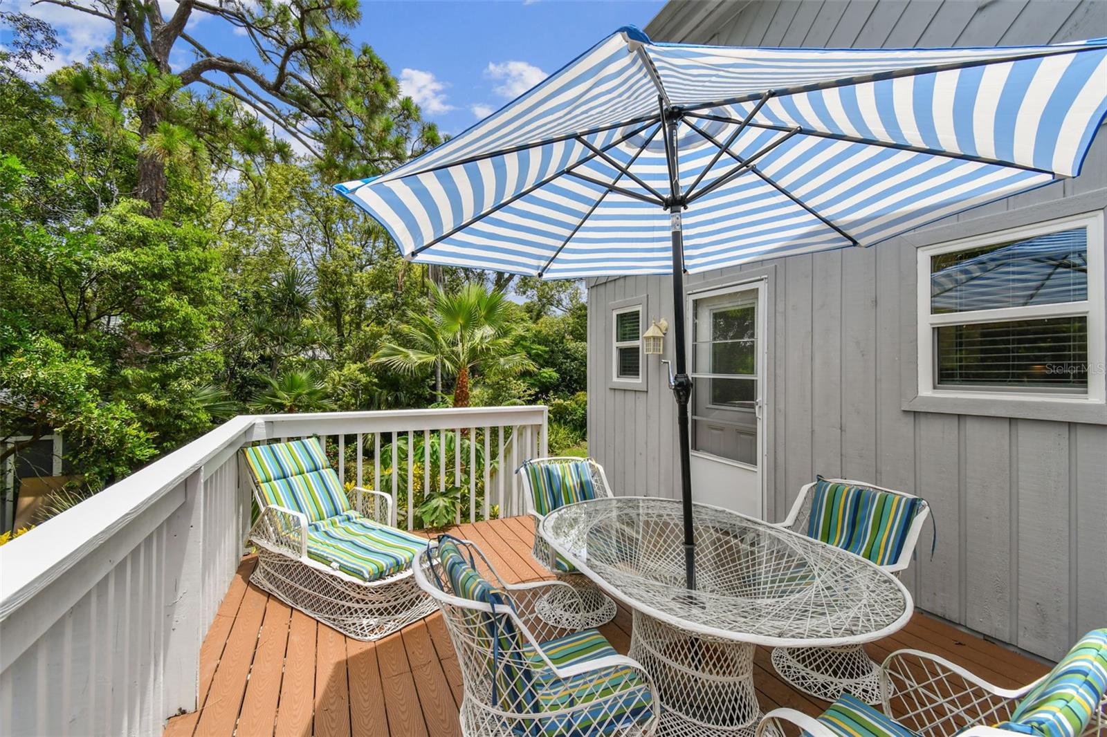 Side Deck