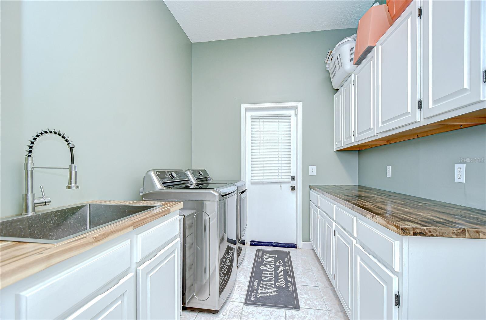 Laundry room!