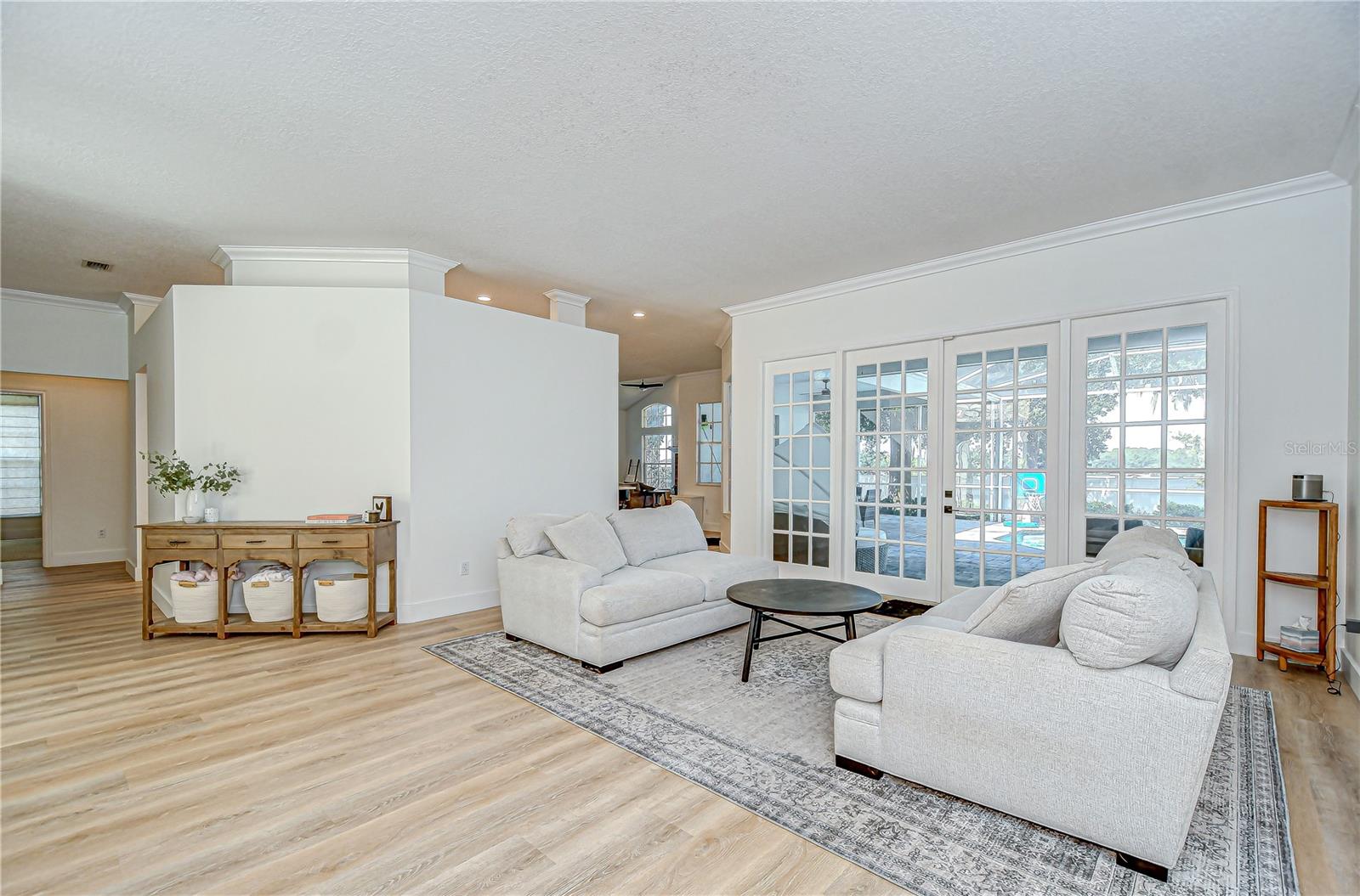 Formal living area!