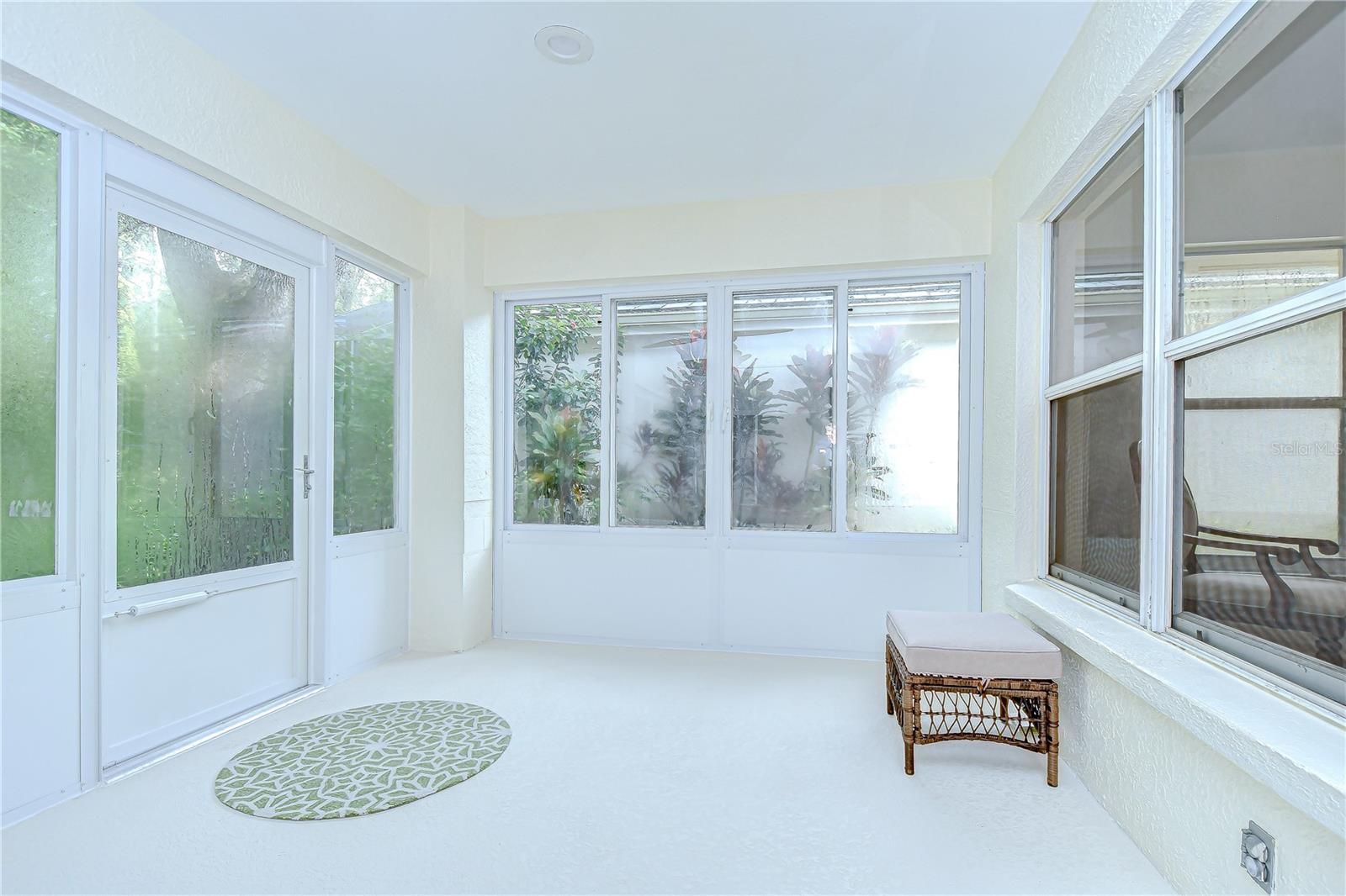 ENCLOSED SUNROOM WITH A/C