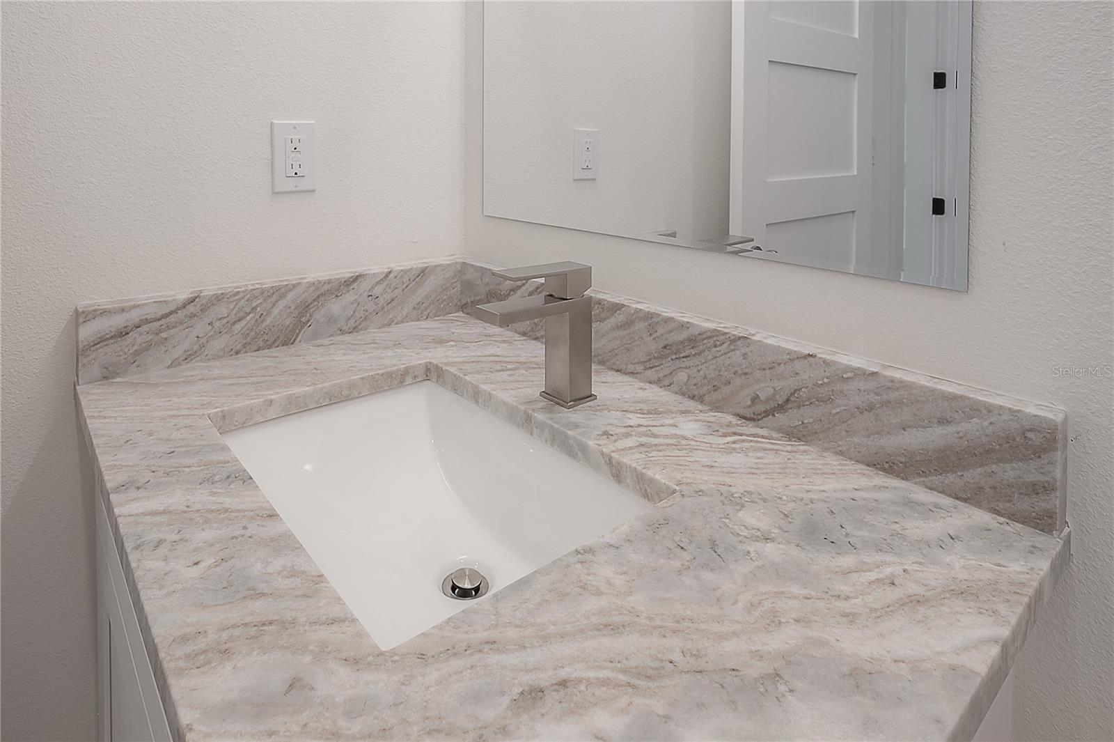 Upstairs 2nd bath