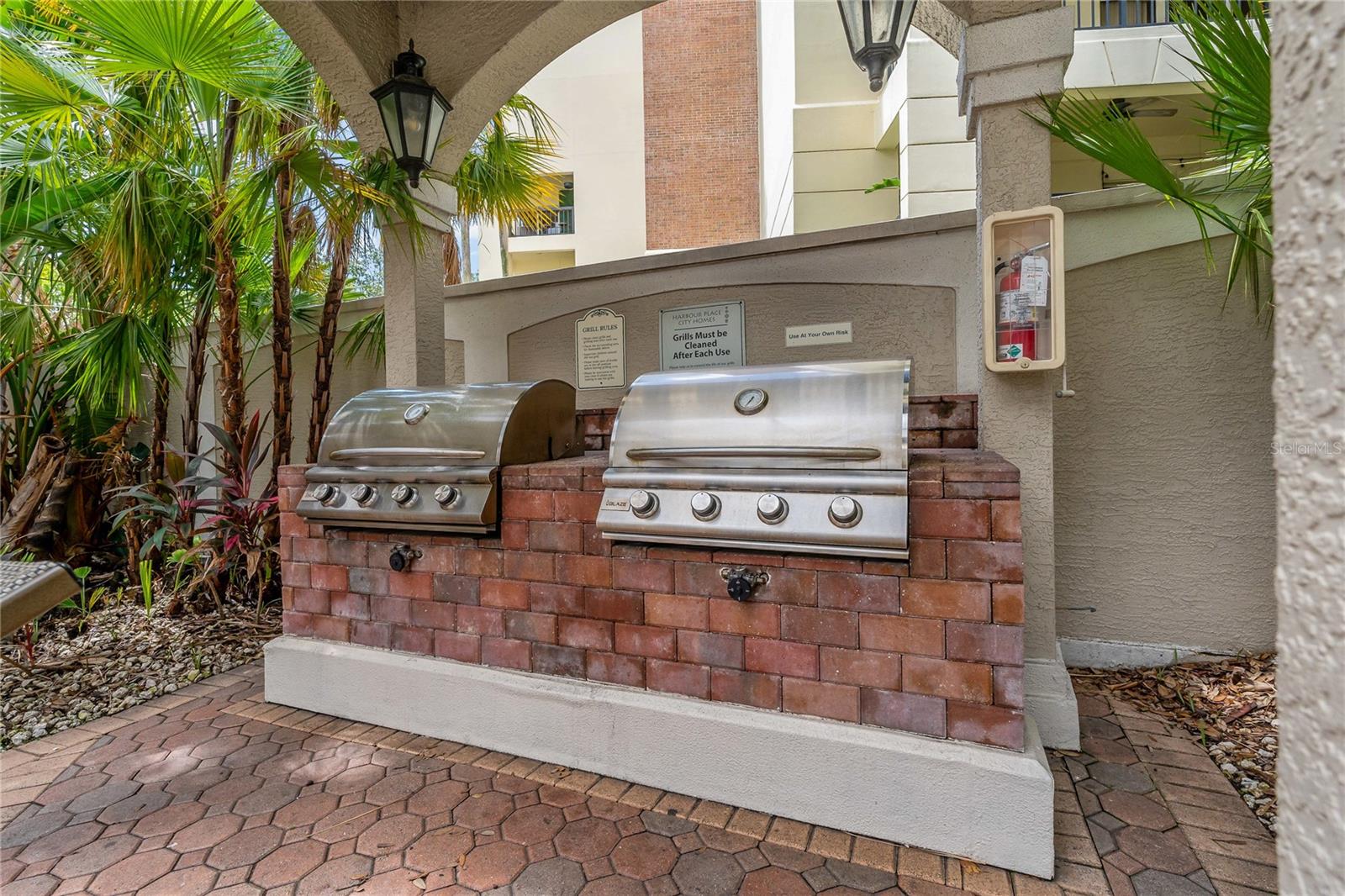 Outdoor Grill