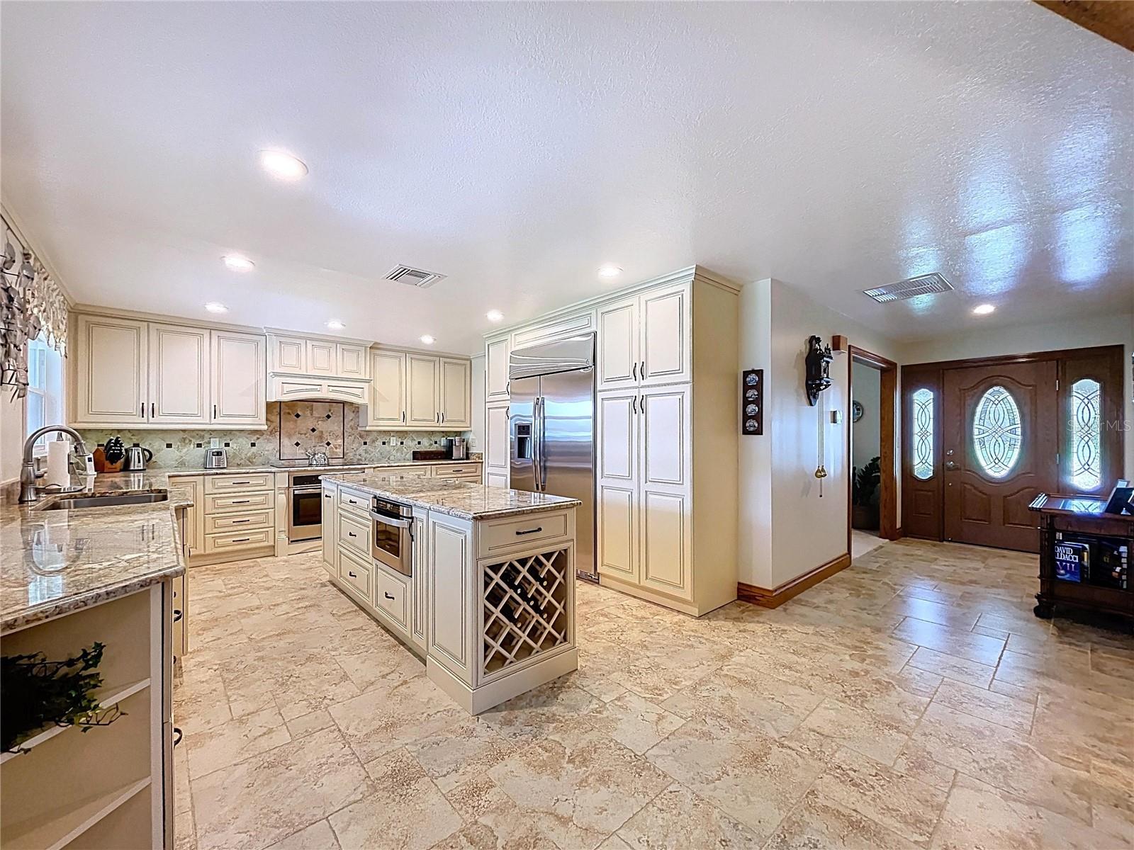 The pictures do not do it justice.  Come and see this kitchen in person.
