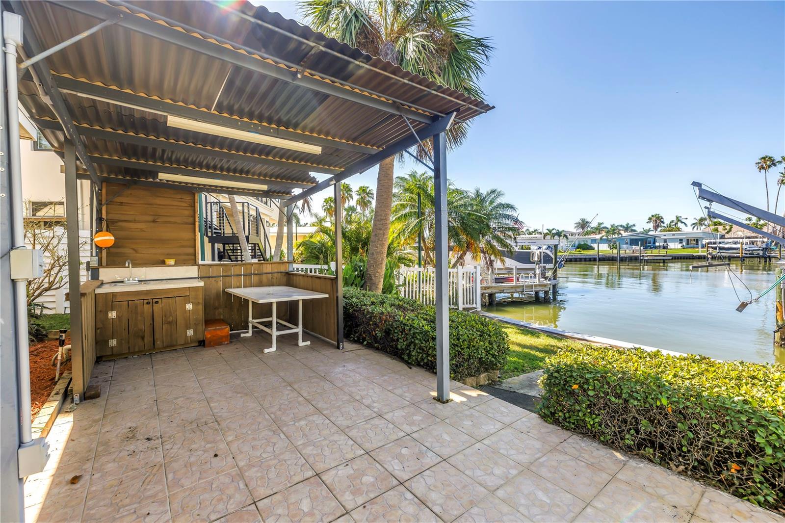 Back yard covered grilling area.