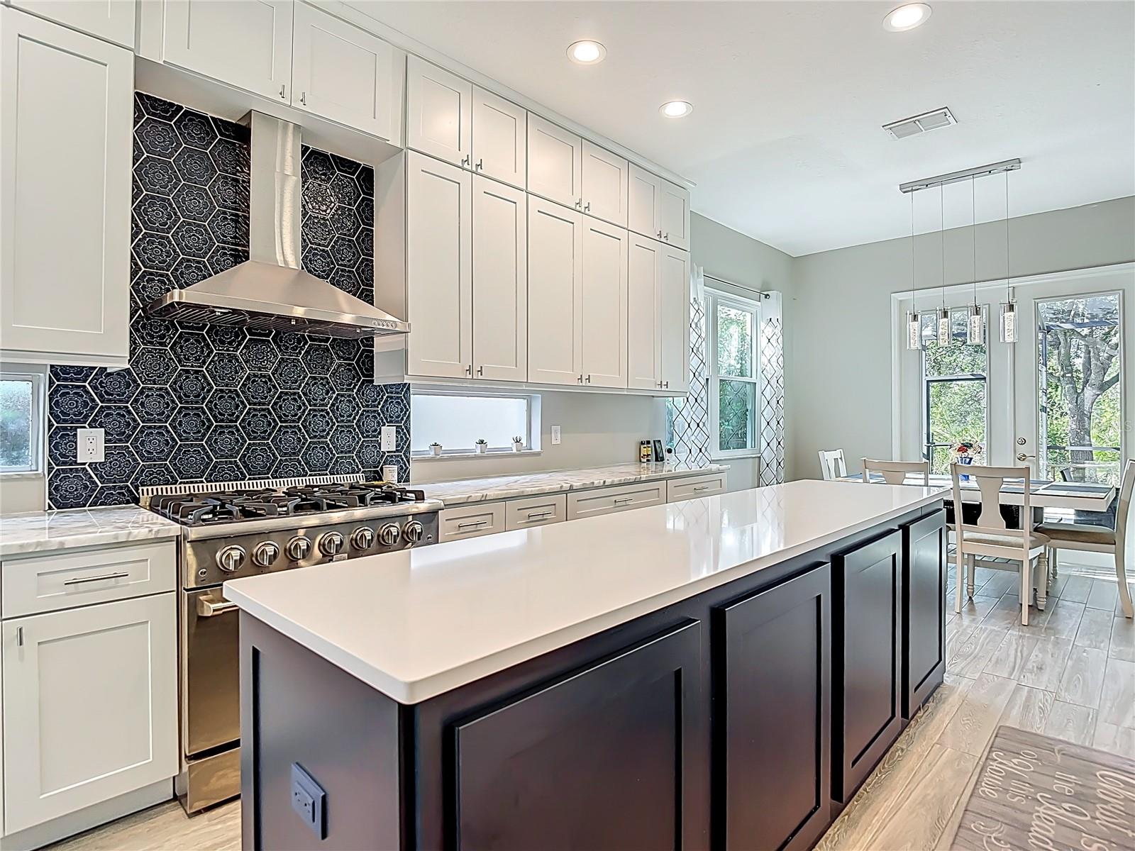 Large eating area off kitchen