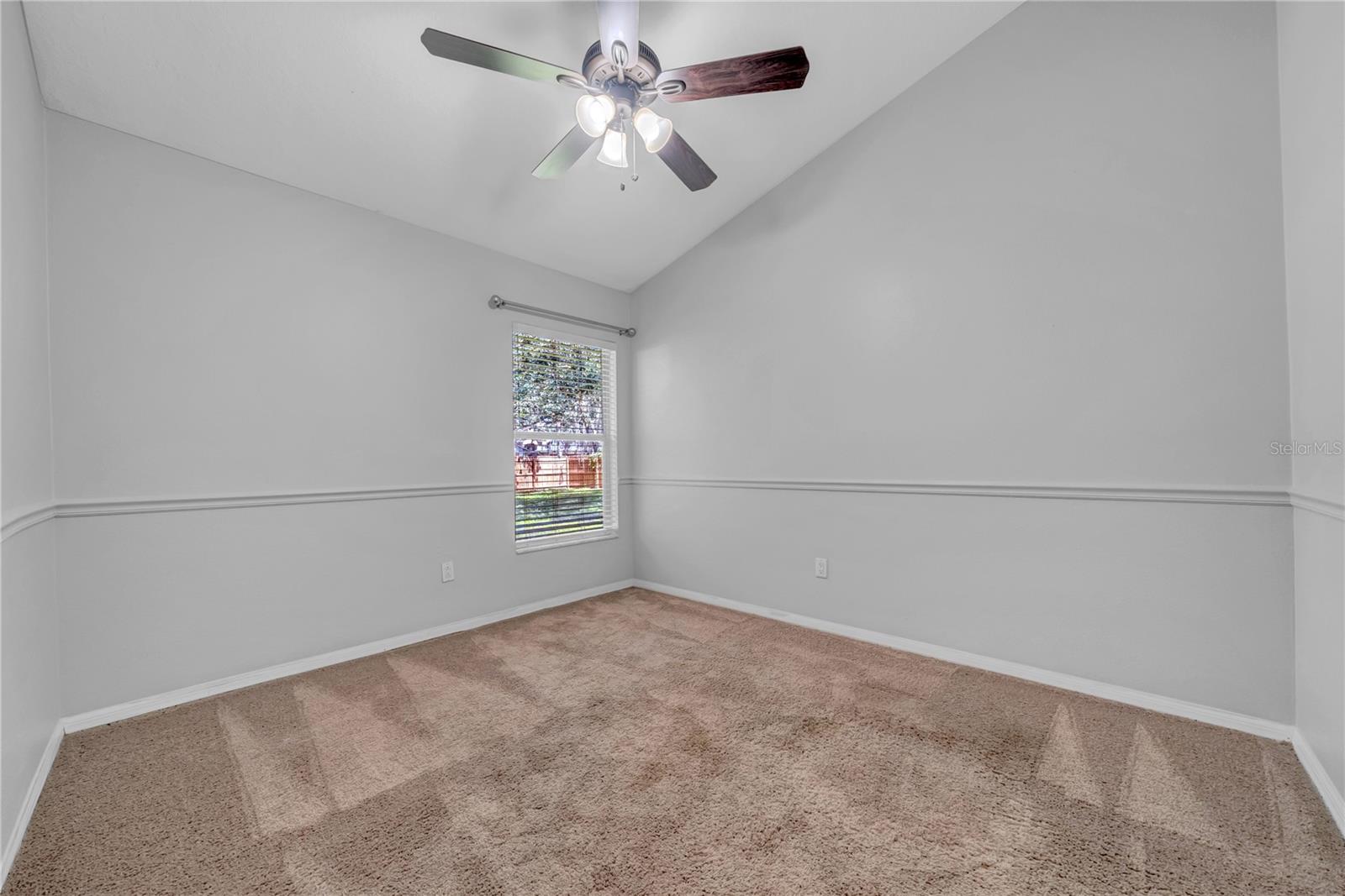 2nd Guest bedroom
