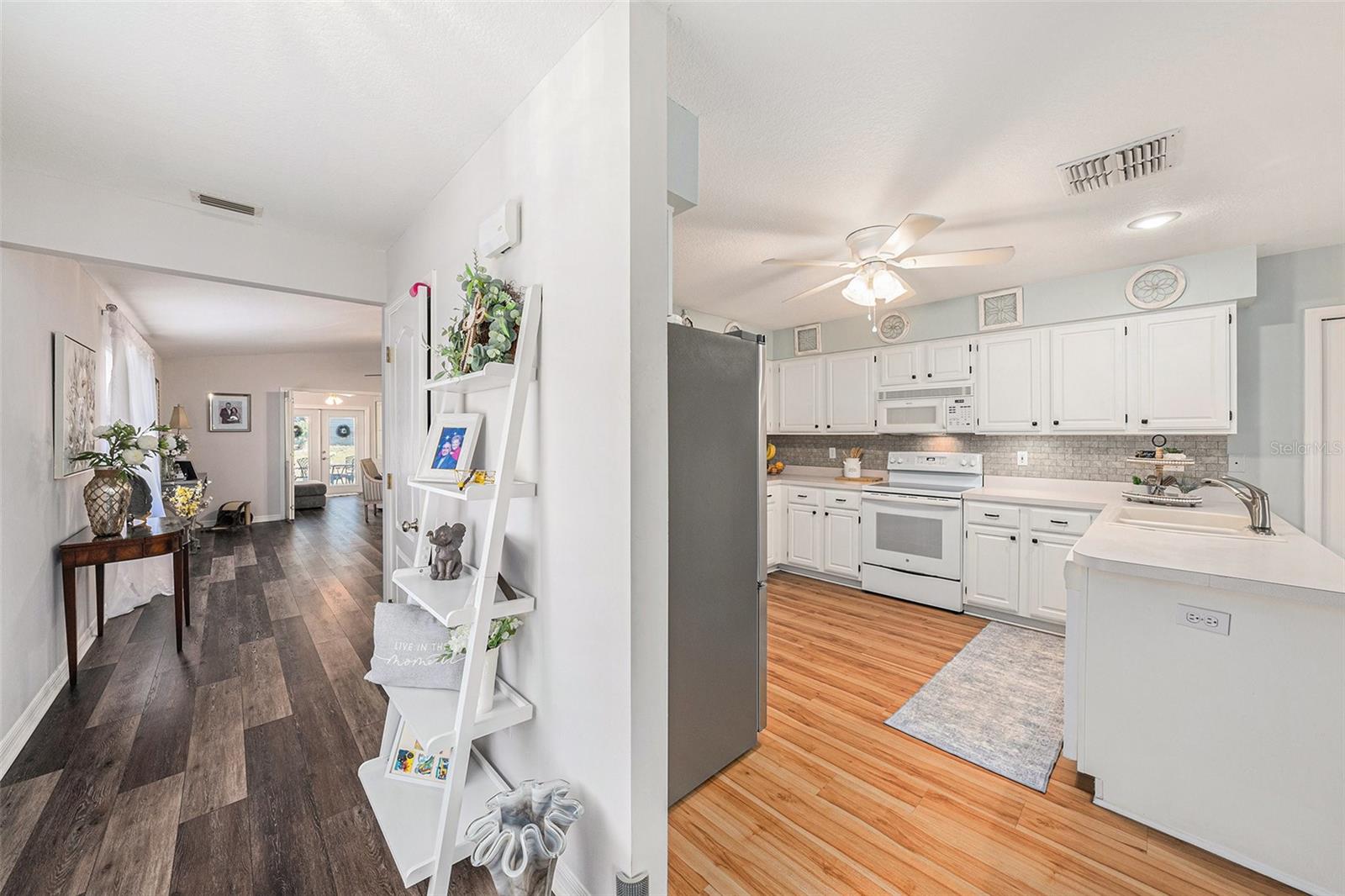 Entryway/Kitchen