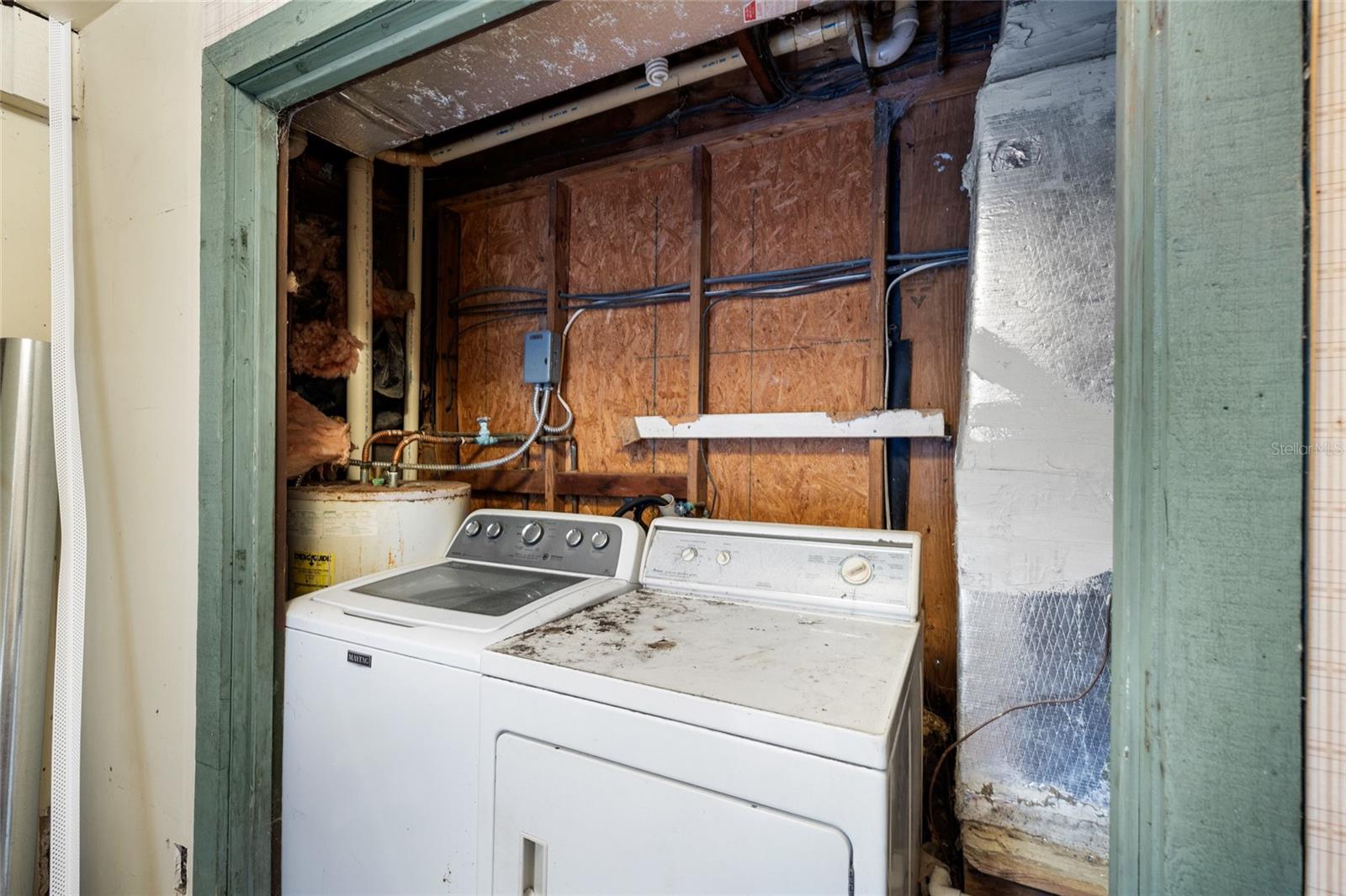 Unfinished laundry room