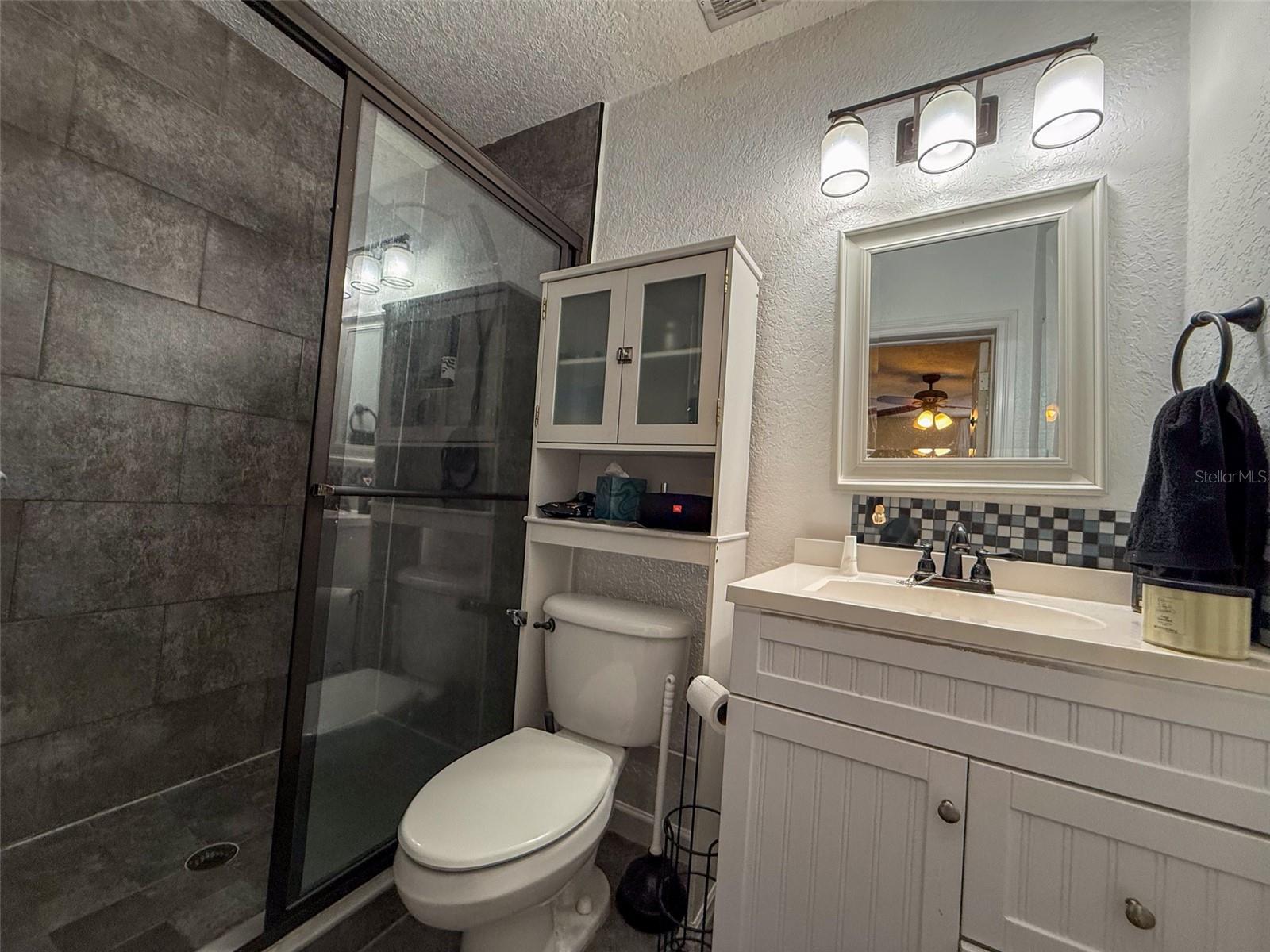 BEDROOM 2 BATHROOM