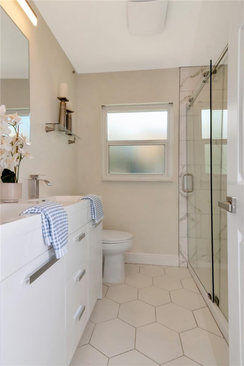 2nd Full Bathroom