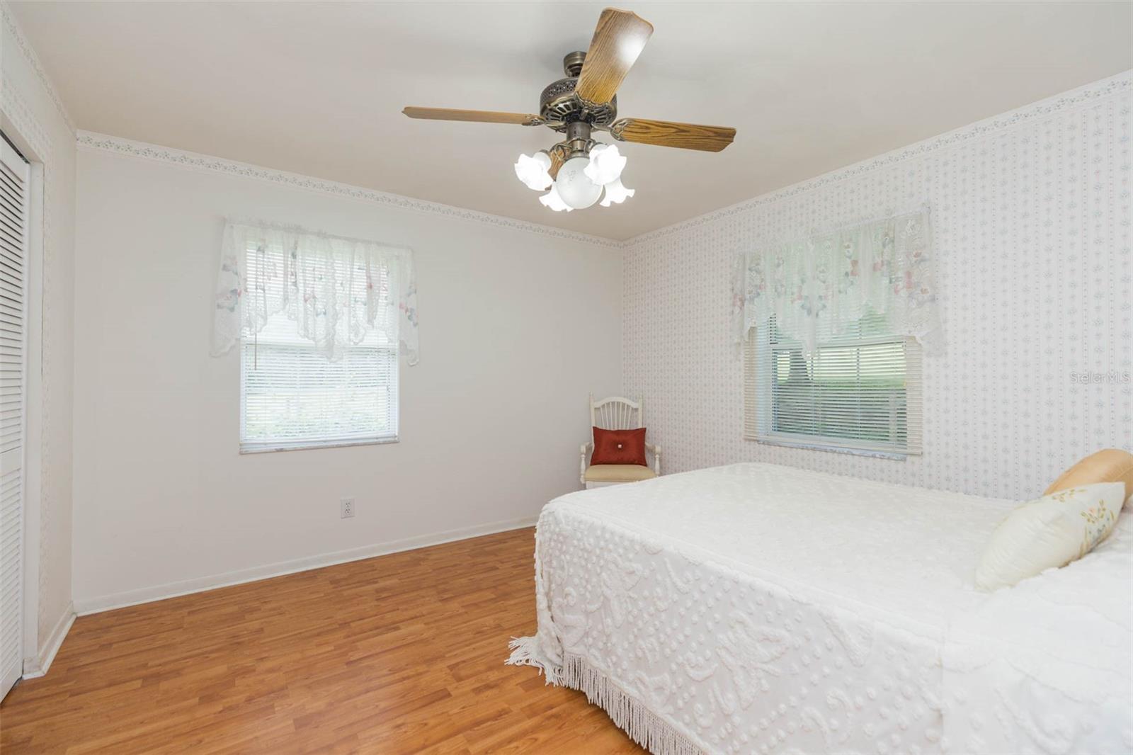Guest bedroom