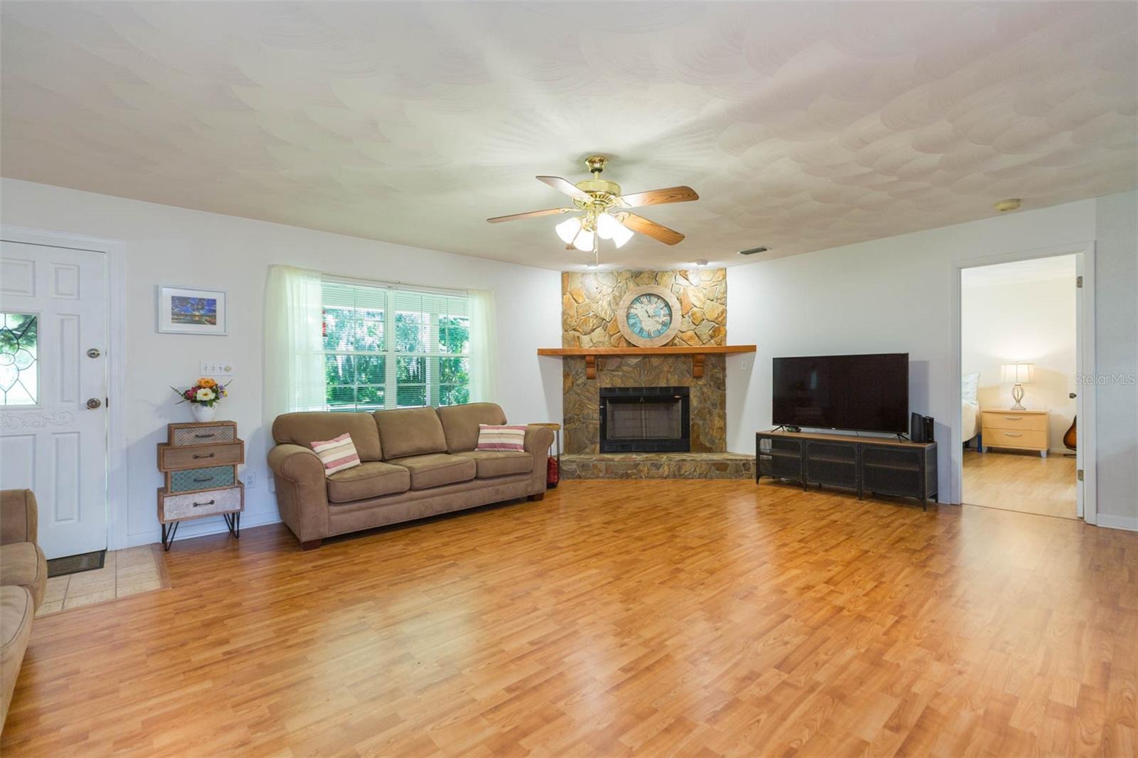 Great room with gas fireplace