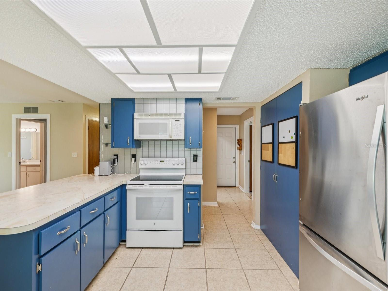 A chef's dream!  Plenty of room for storage, preparation, and entertaining!