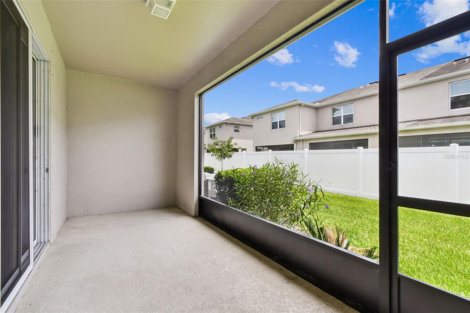 Screened in lanai
