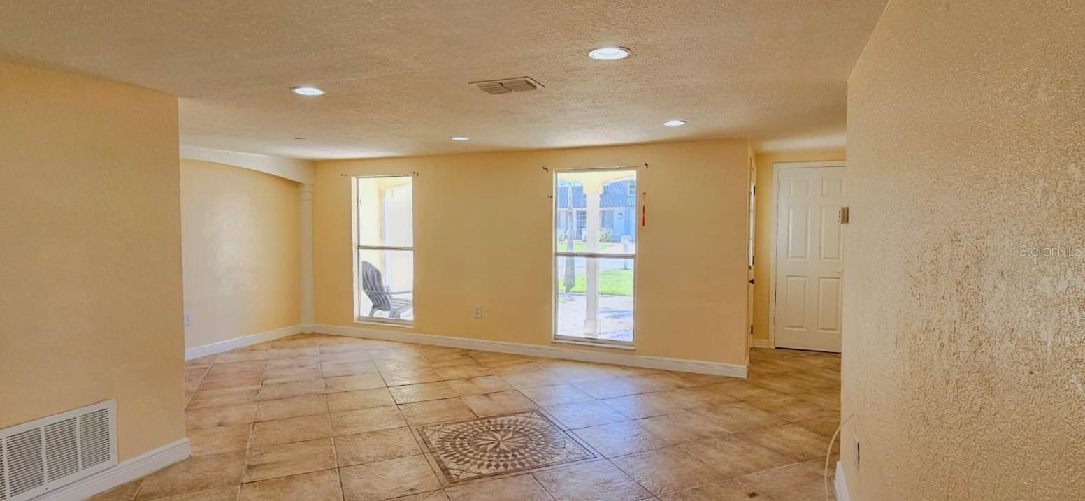 Living room & dining room