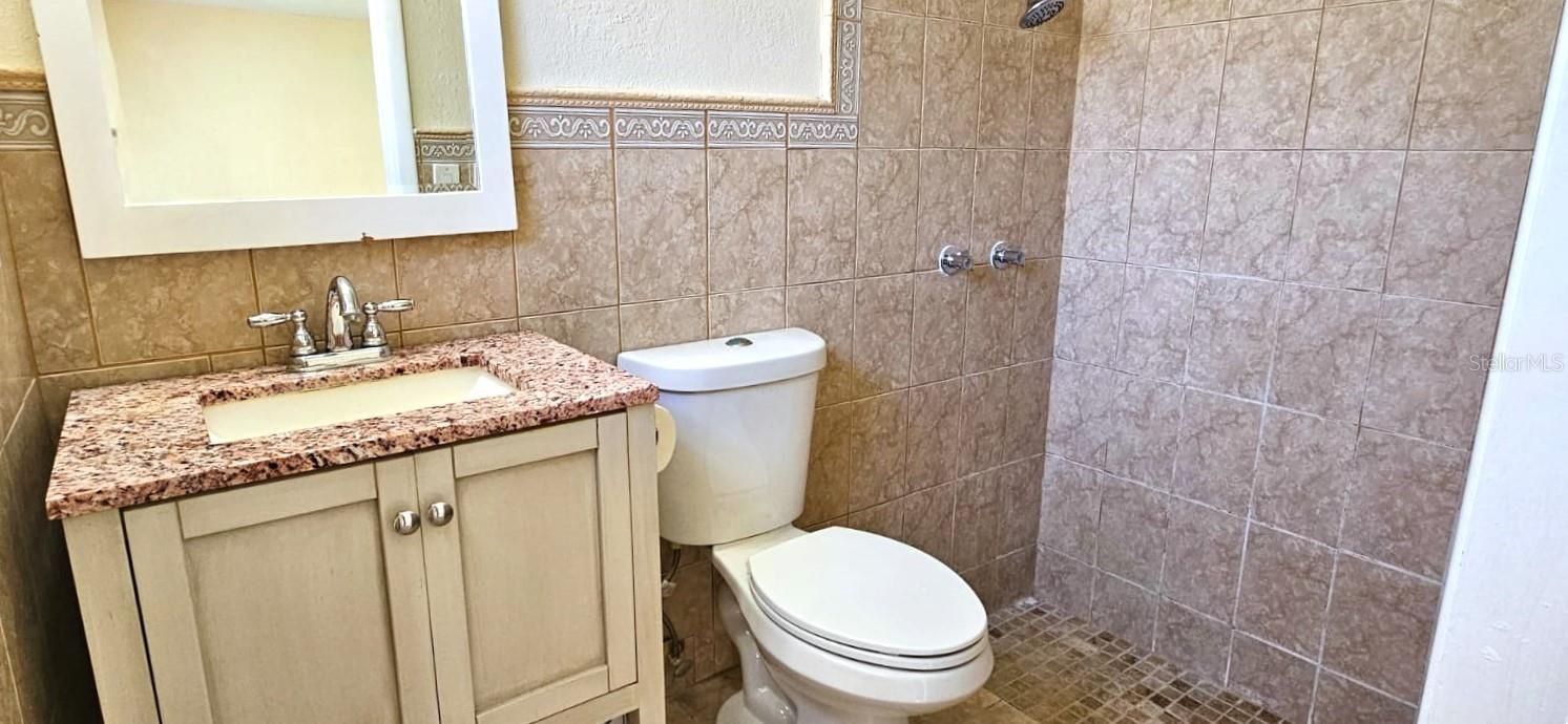 Primary bath